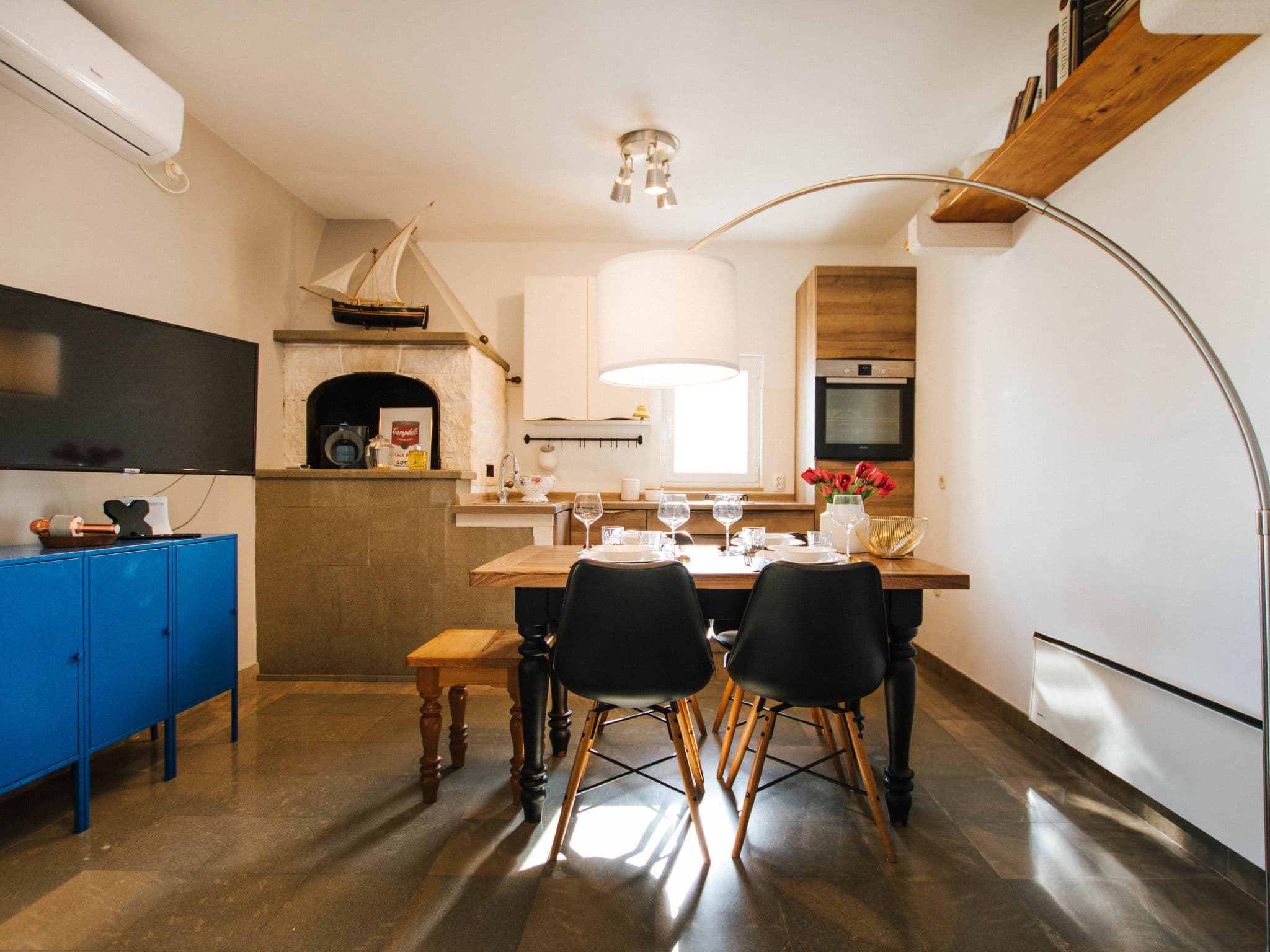 Kitchen / Dining Room