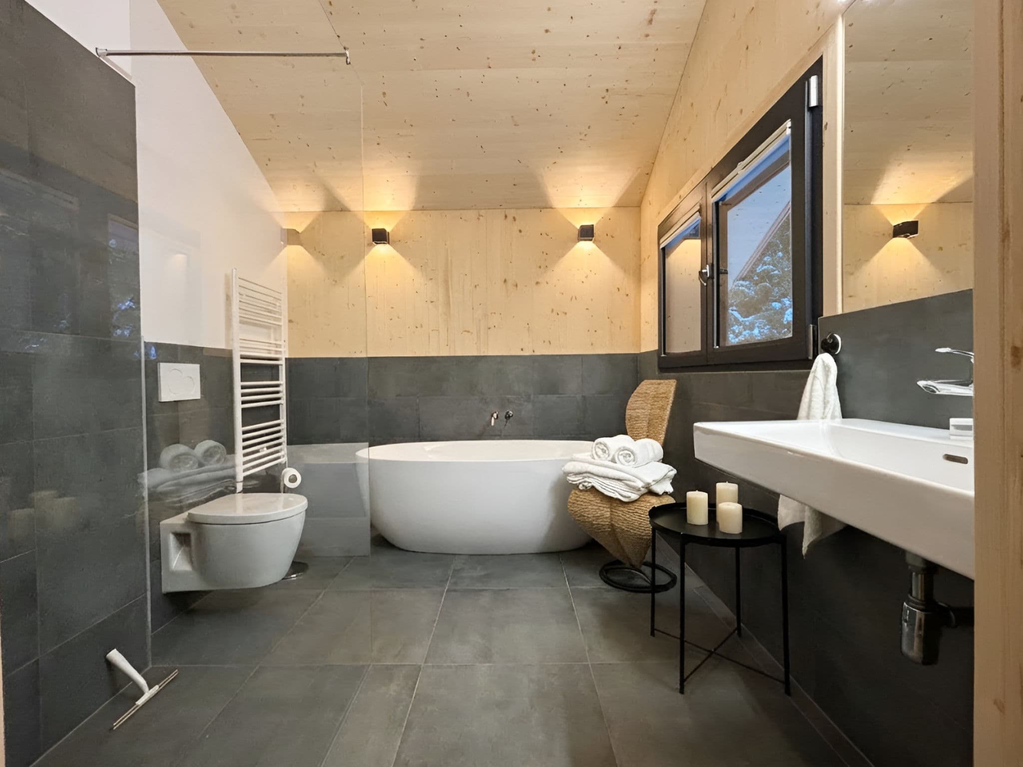 Bathroom / Wellness
