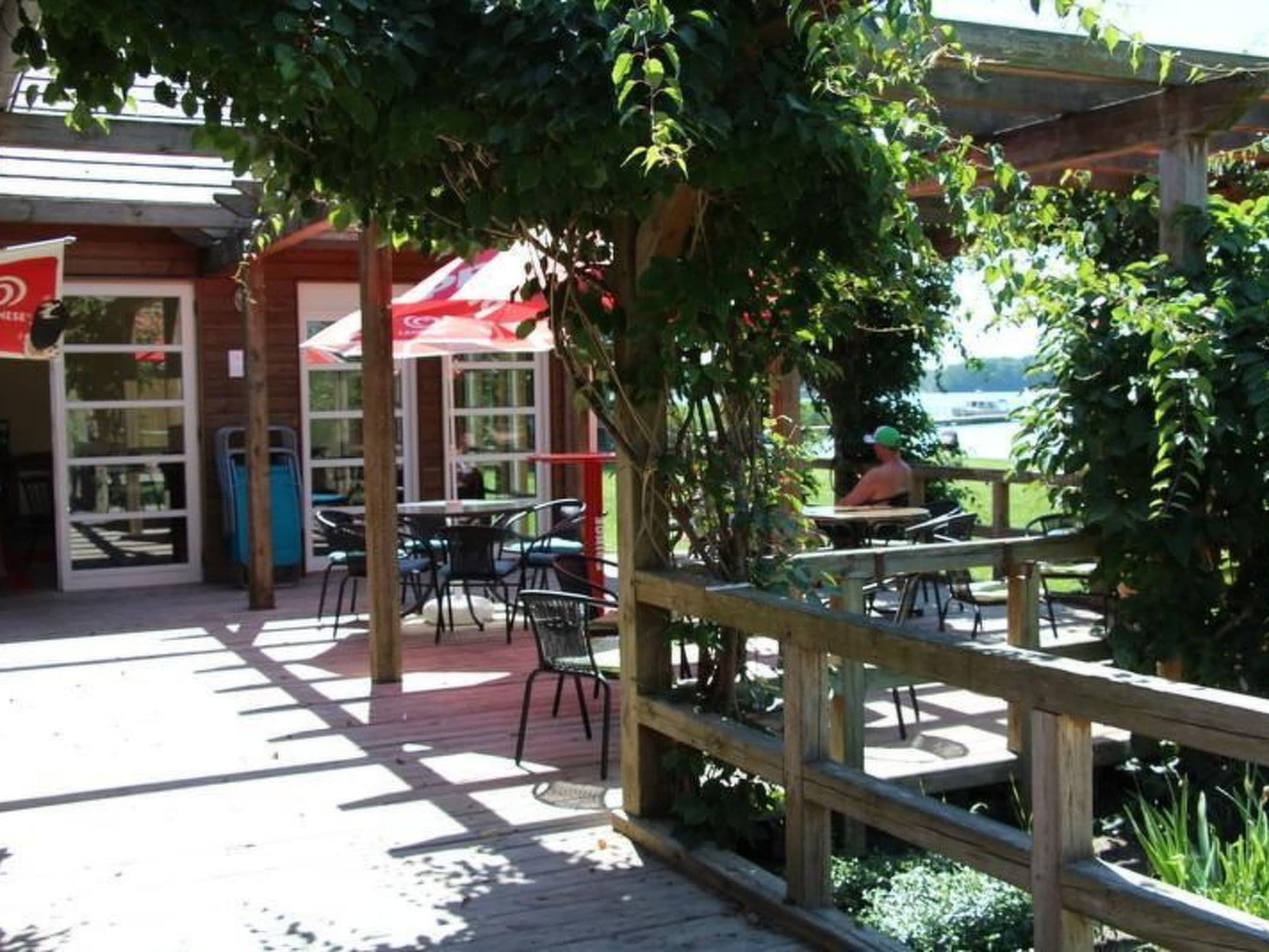 Gallery Image 15