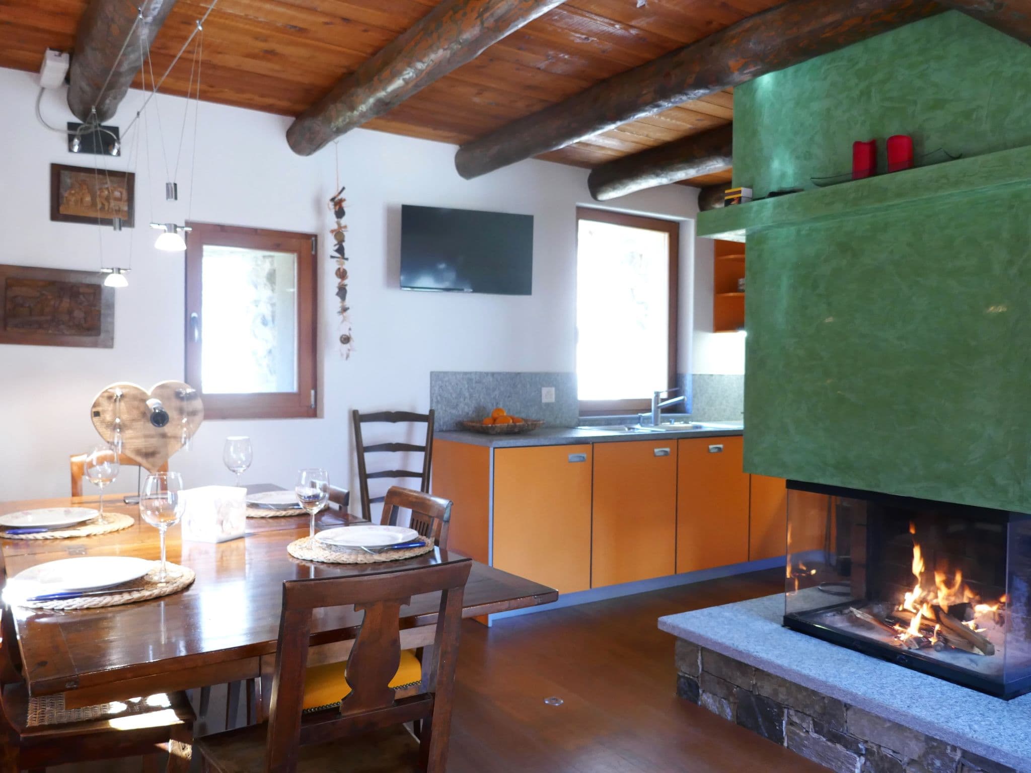 Kitchen / Dining Room