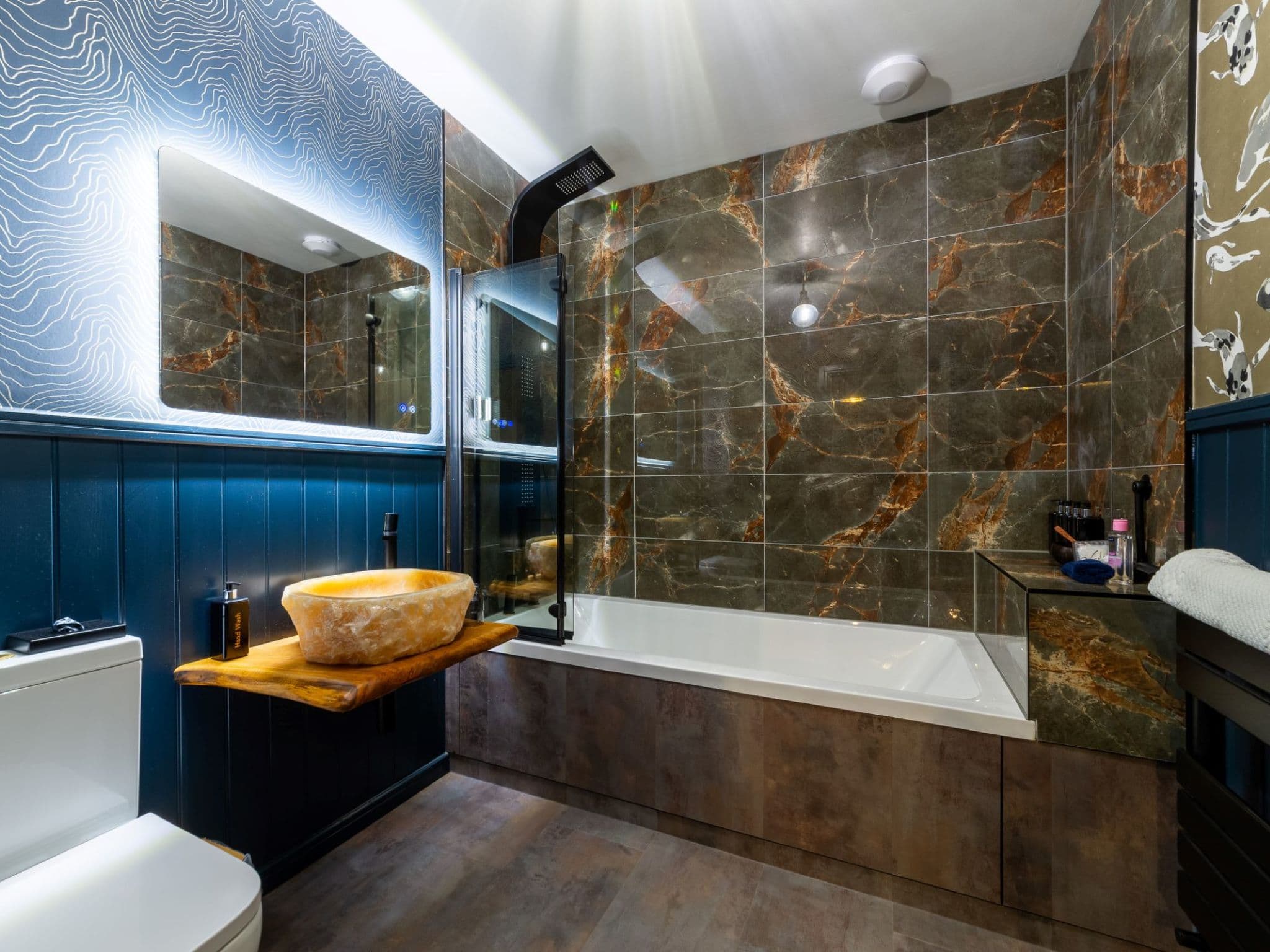 Bathroom / Wellness