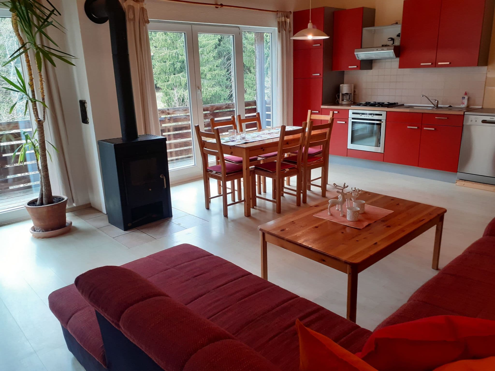 Kitchen / Dining Room