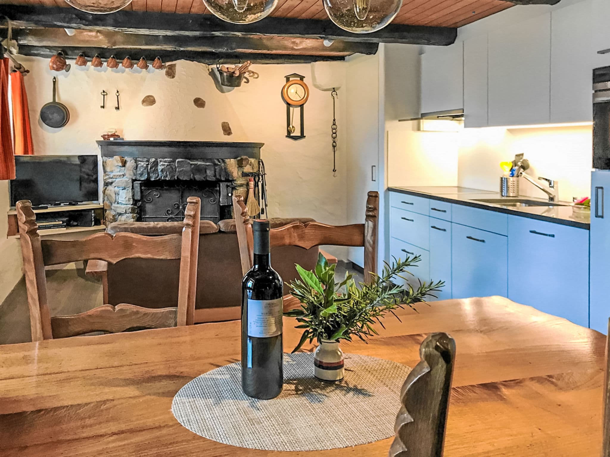 Kitchen / Dining Room