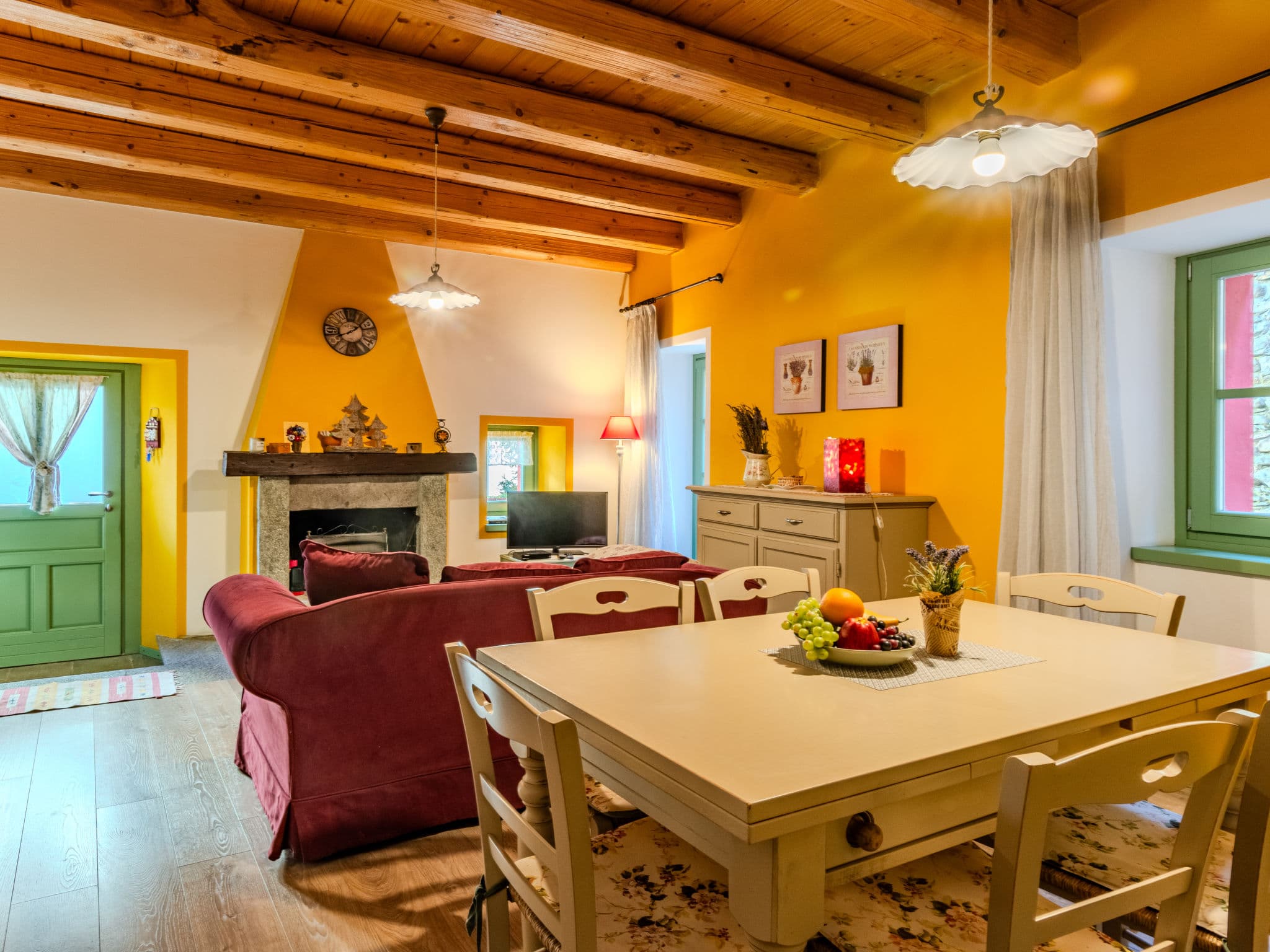 Kitchen / Dining Room