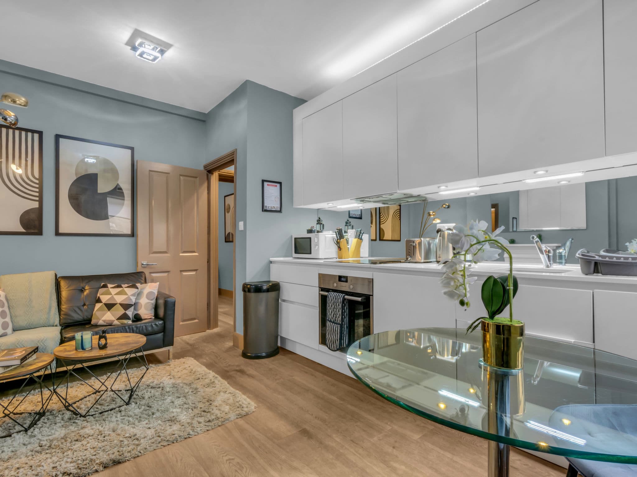 Kitchen / Dining Room