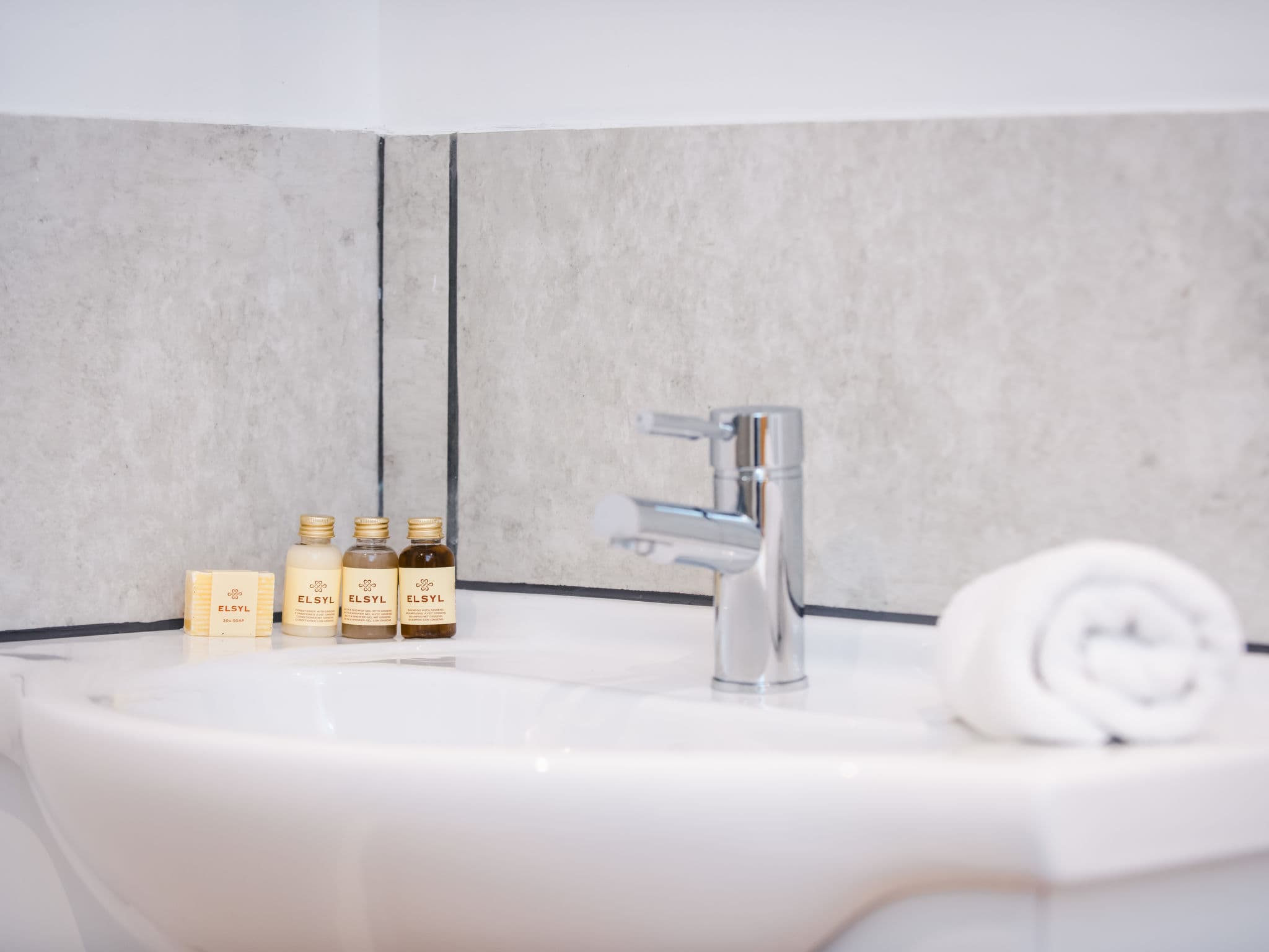 Bathroom / Wellness