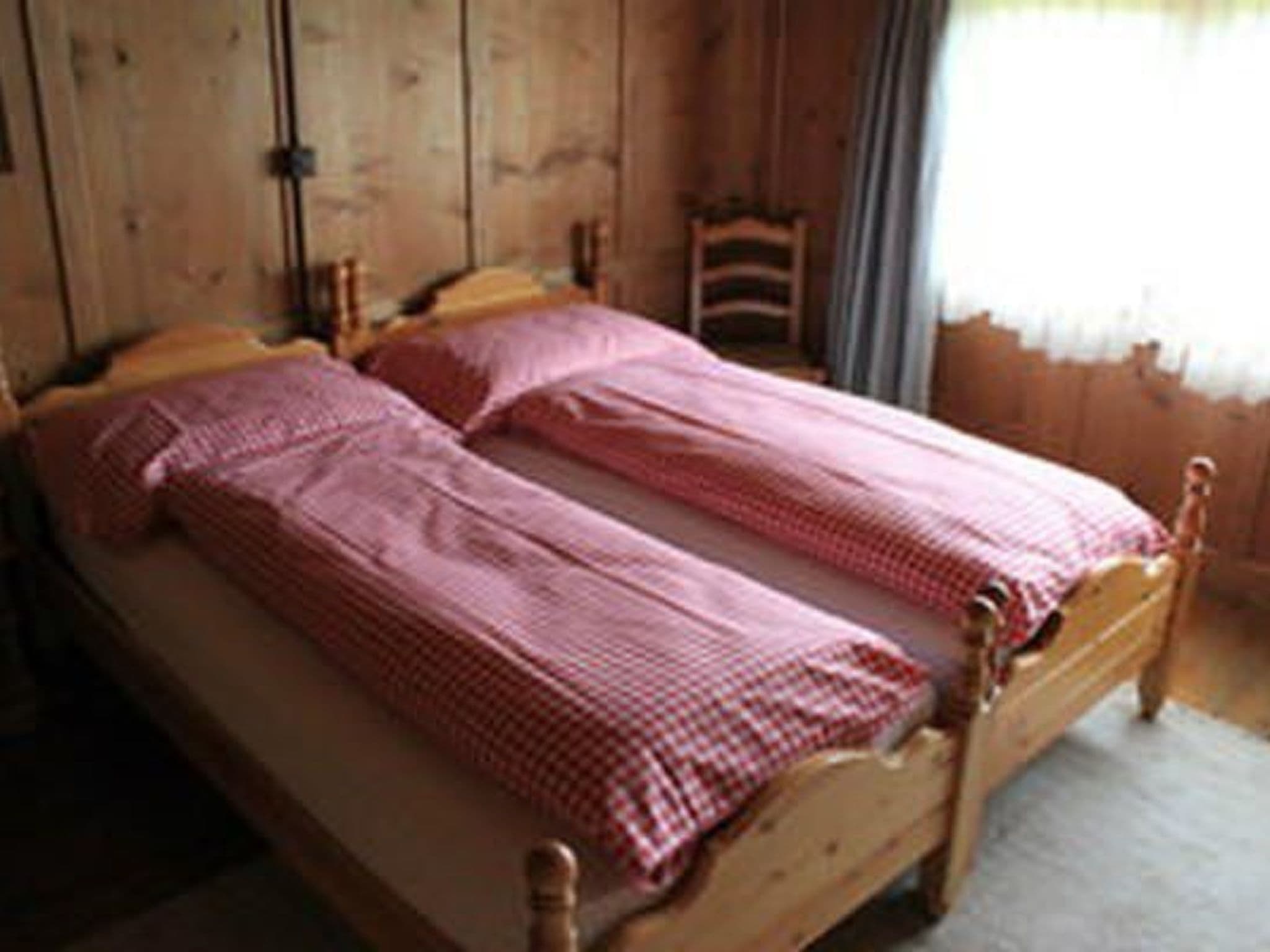 Gallery Image 18