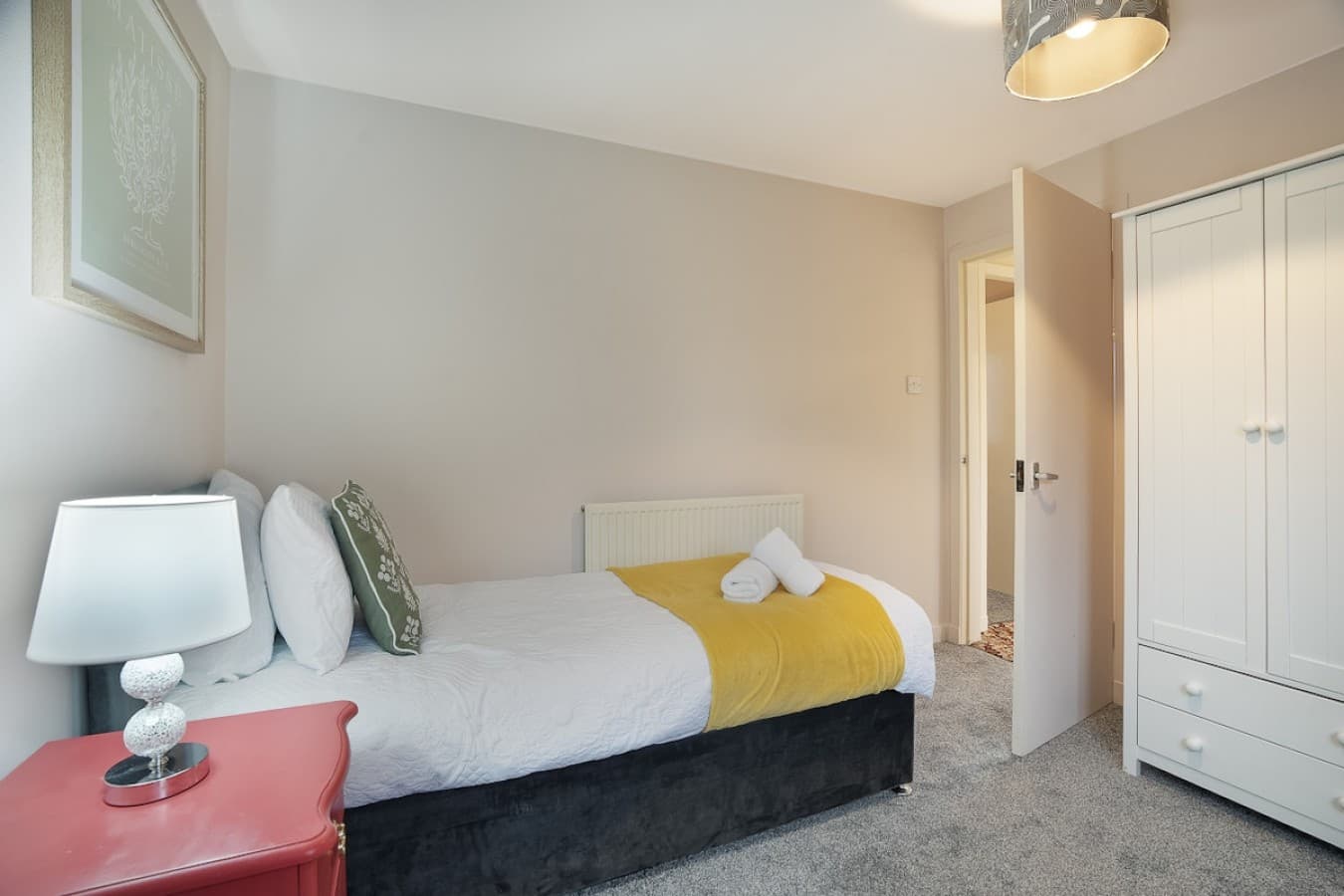 Bedroom 4 – single bed