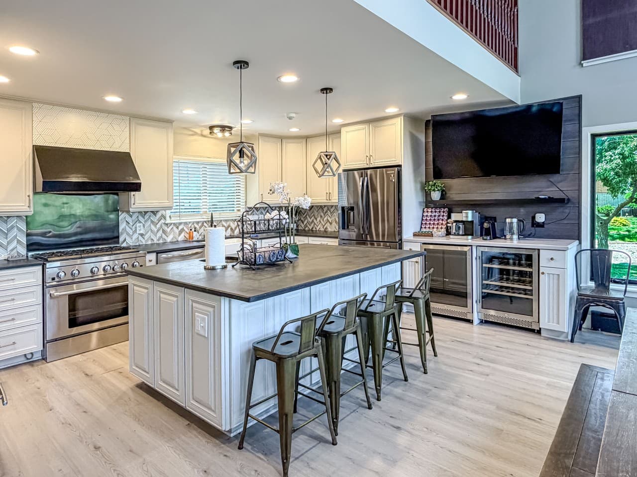 04-elyon-hall-gourmet-kitchen-large-island.jpg