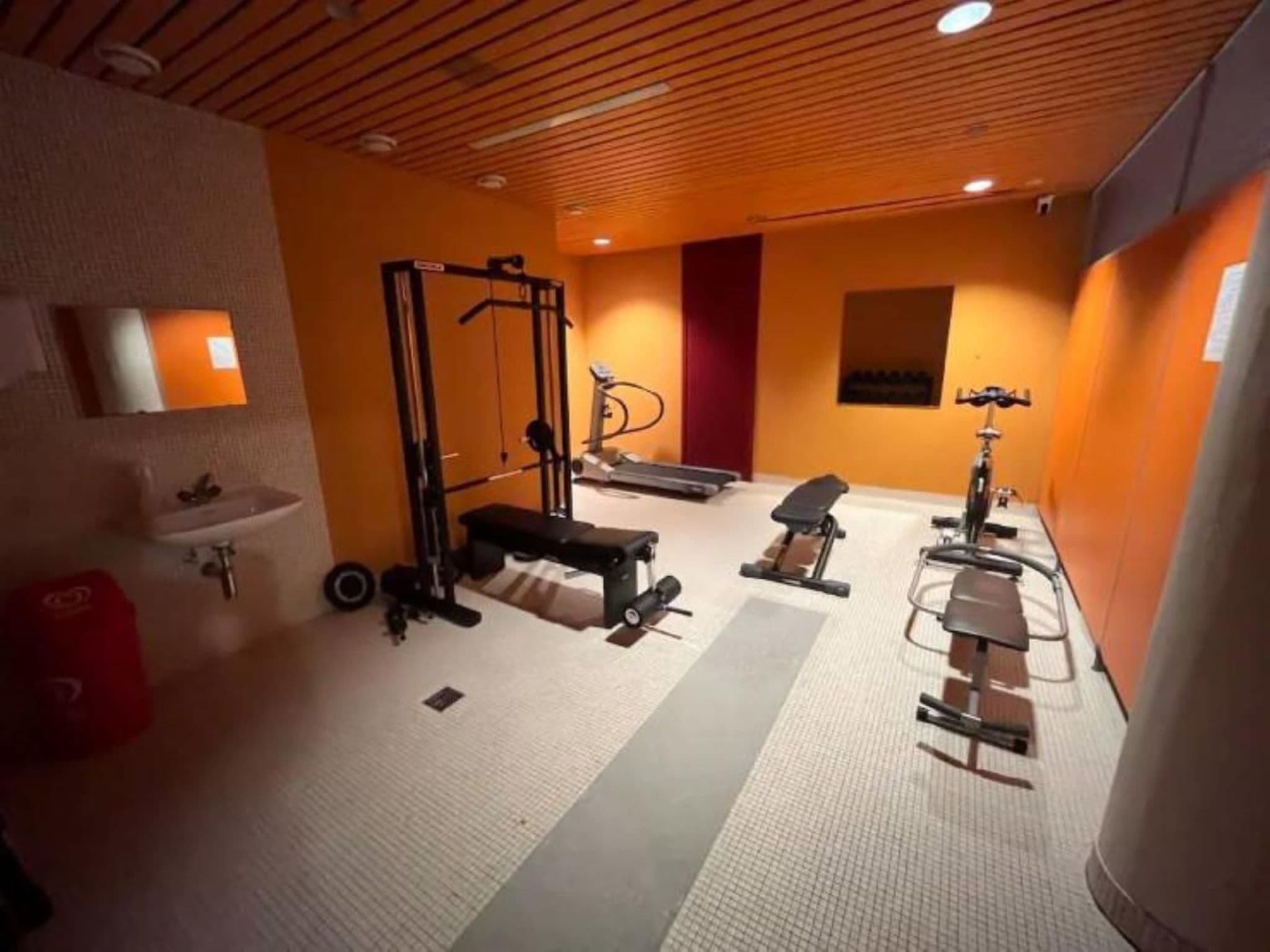 Bathroom / Wellness