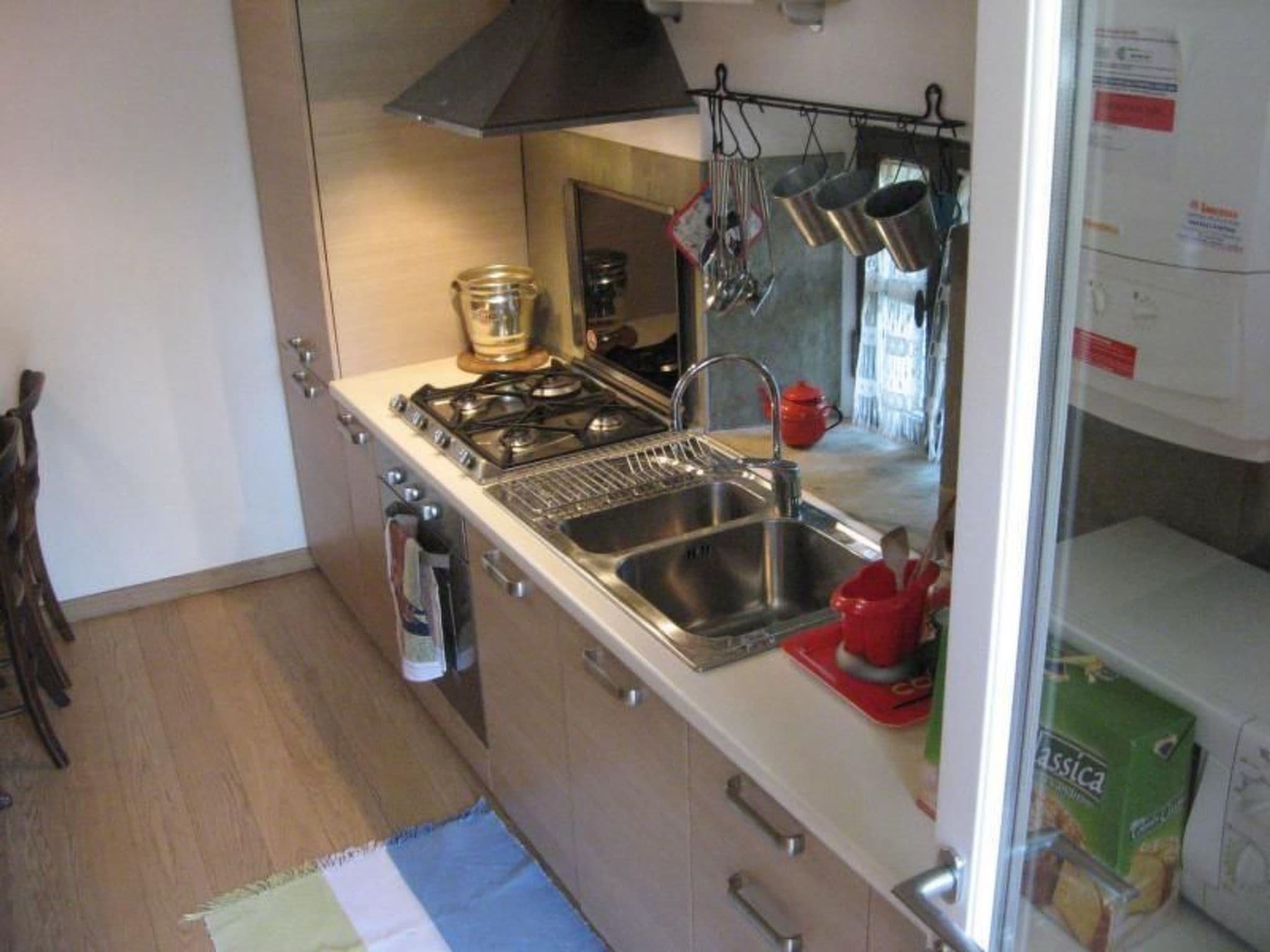 Gallery Image 13