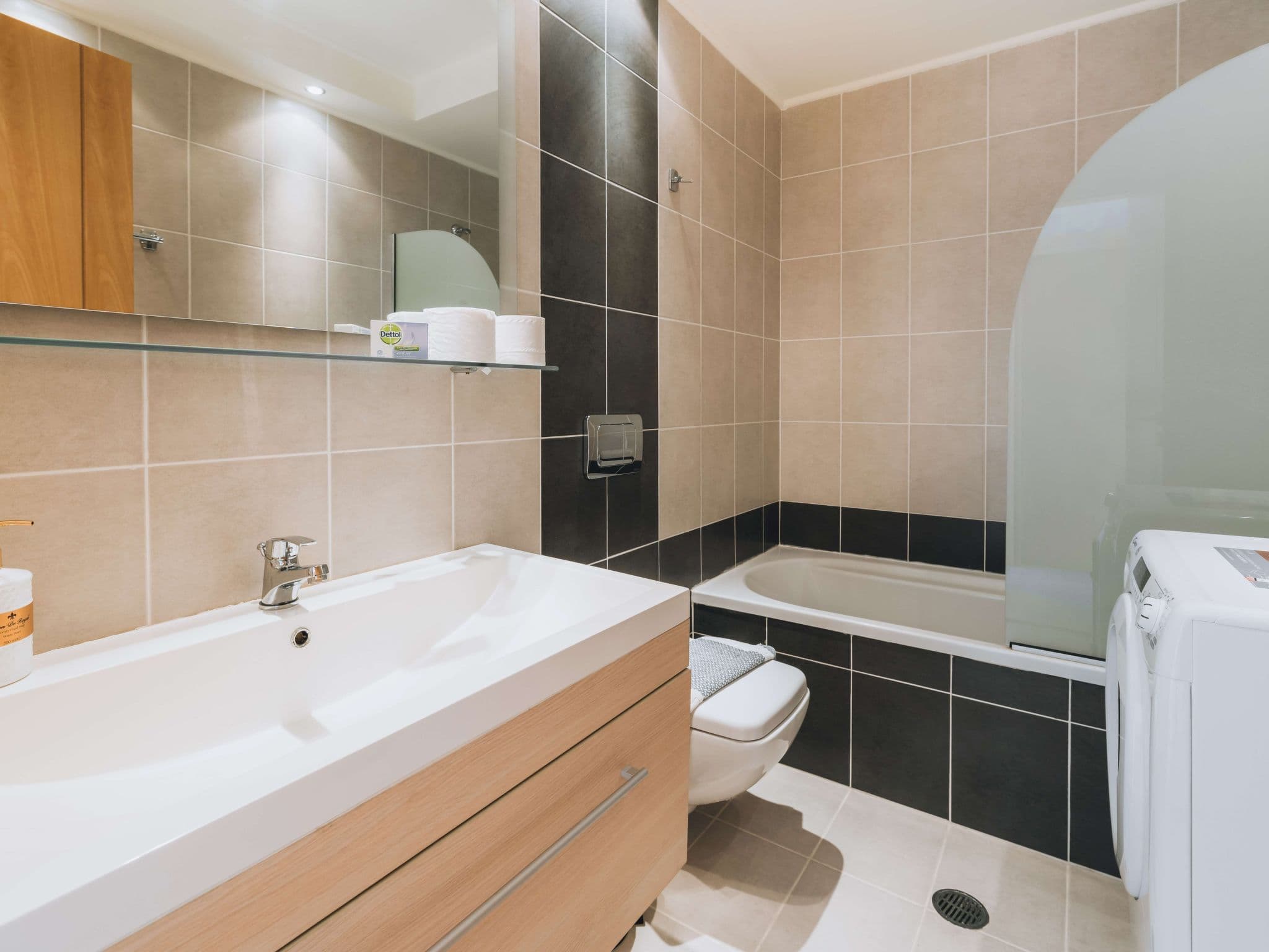 Bathroom / Wellness