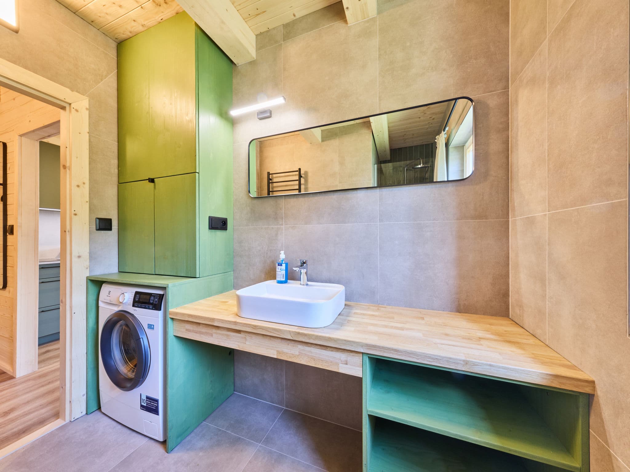Bathroom / Wellness