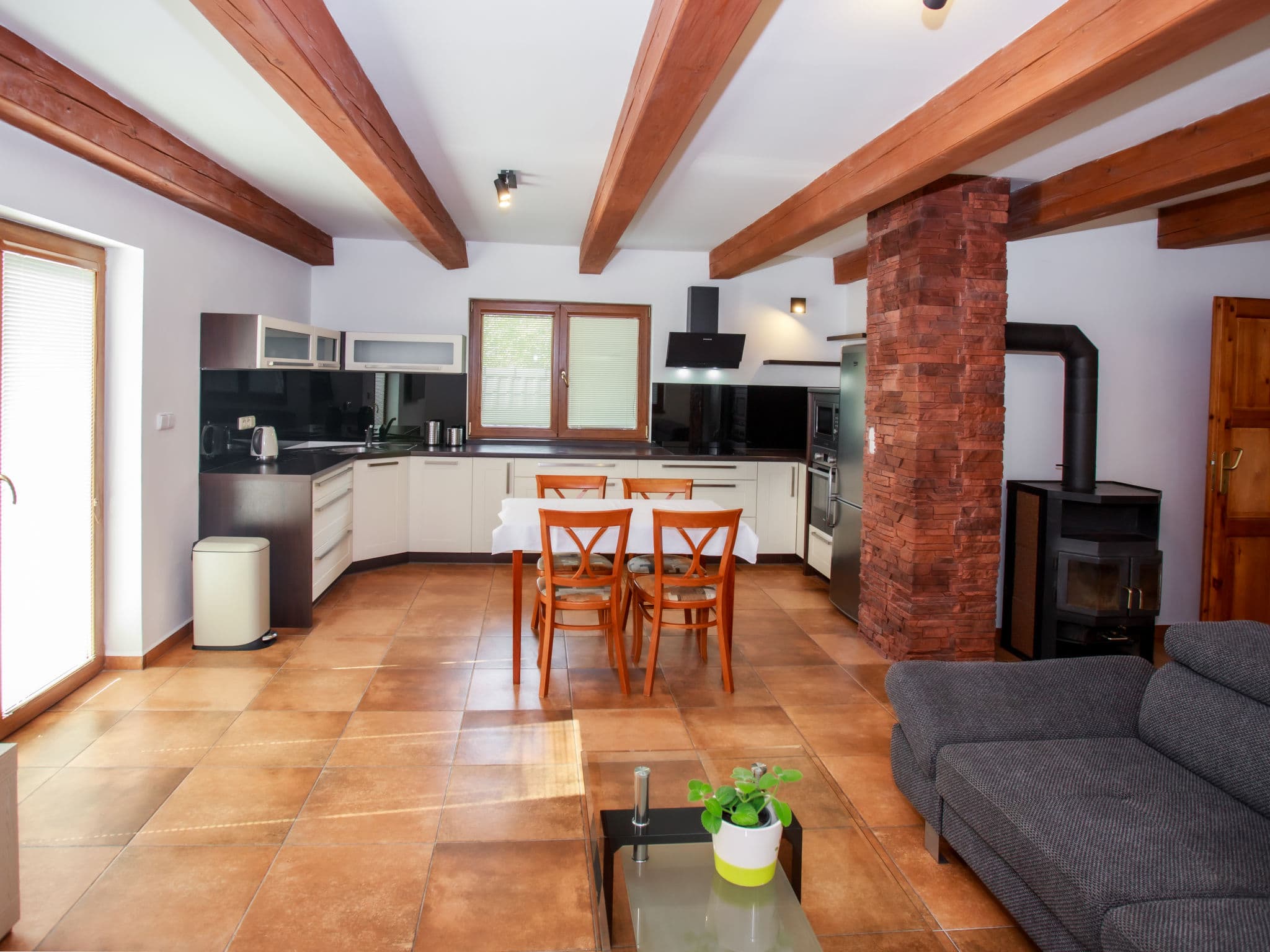 Kitchen / Dining Room