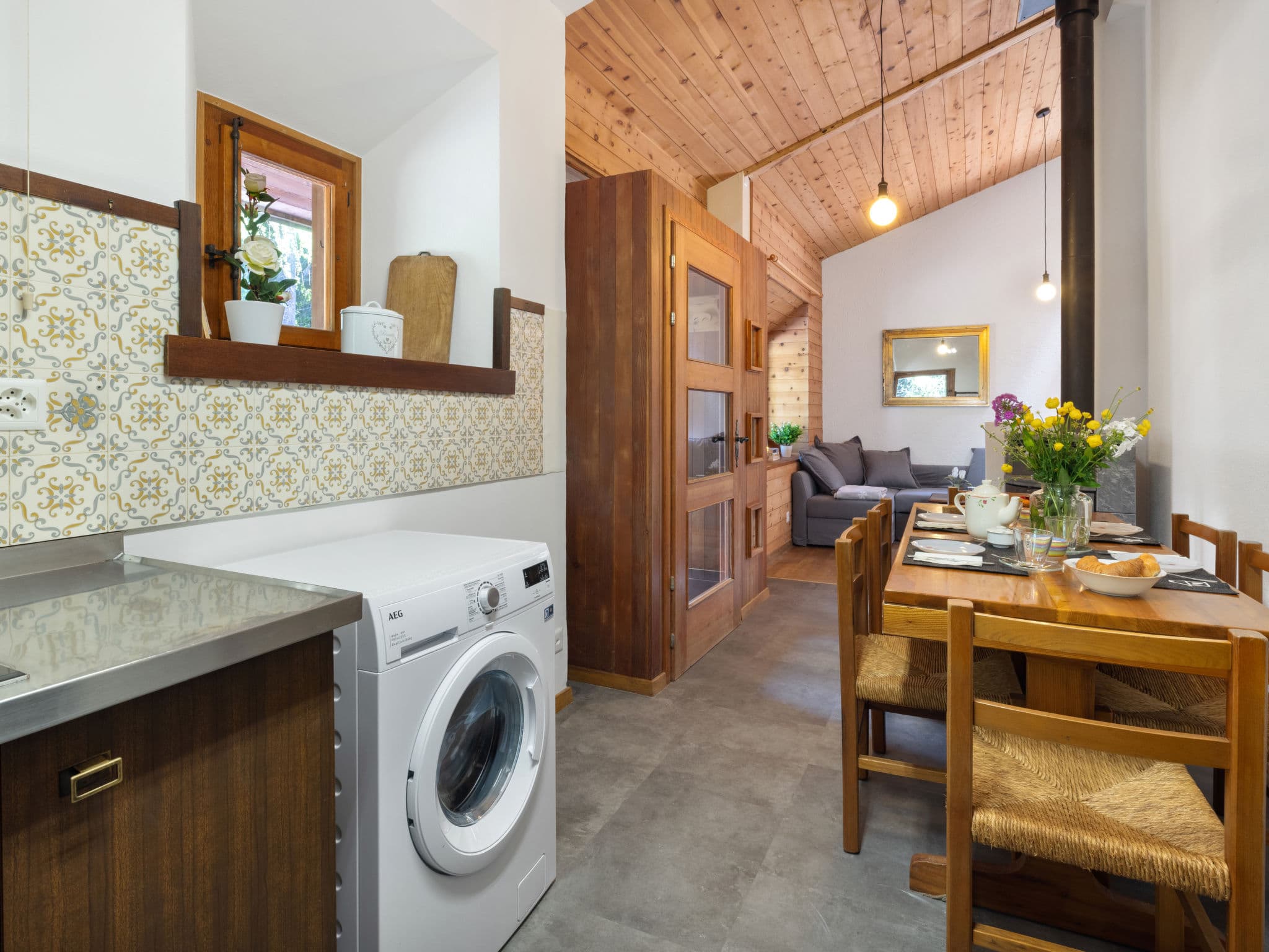Kitchen / Dining Room