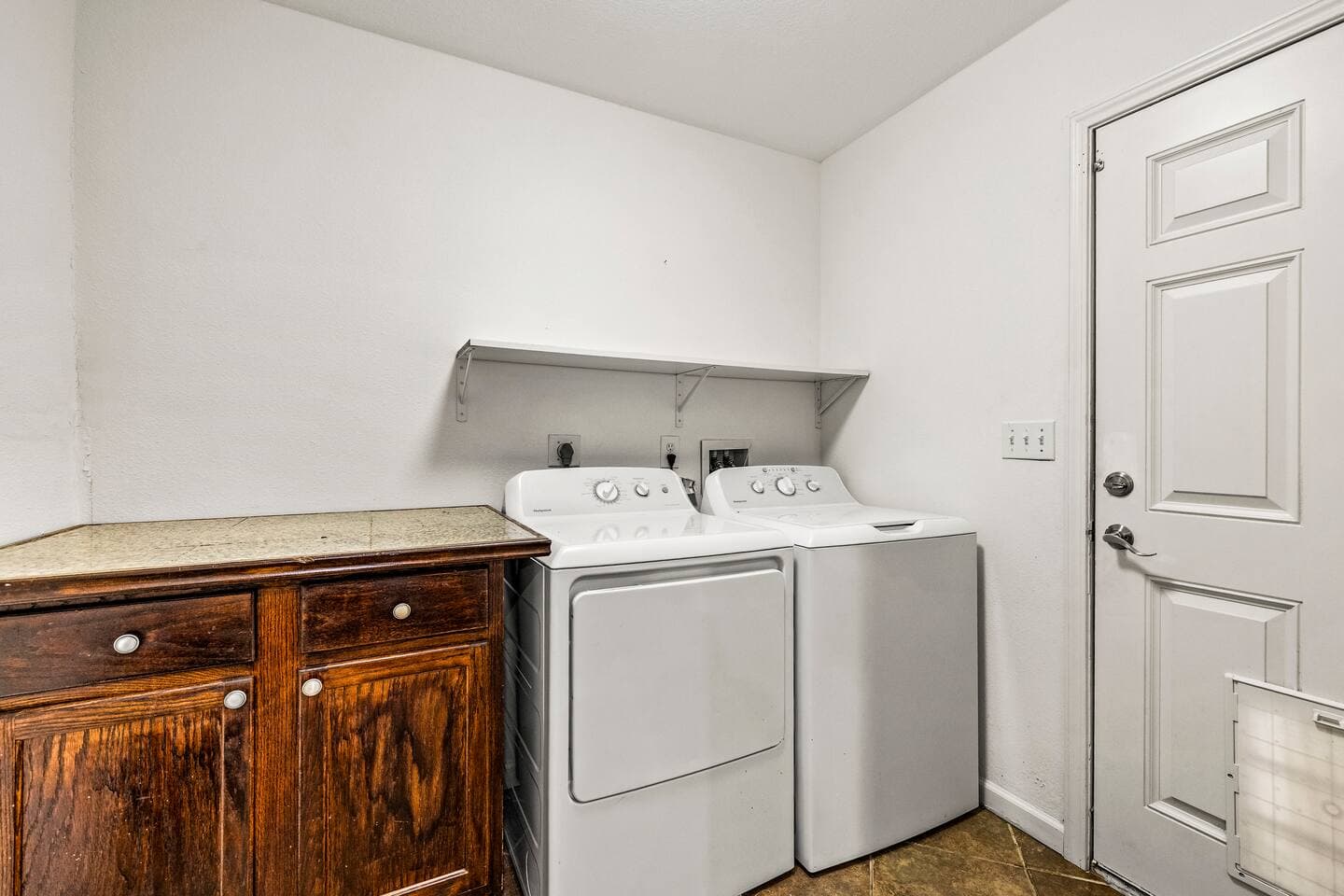 Gallery Image 15