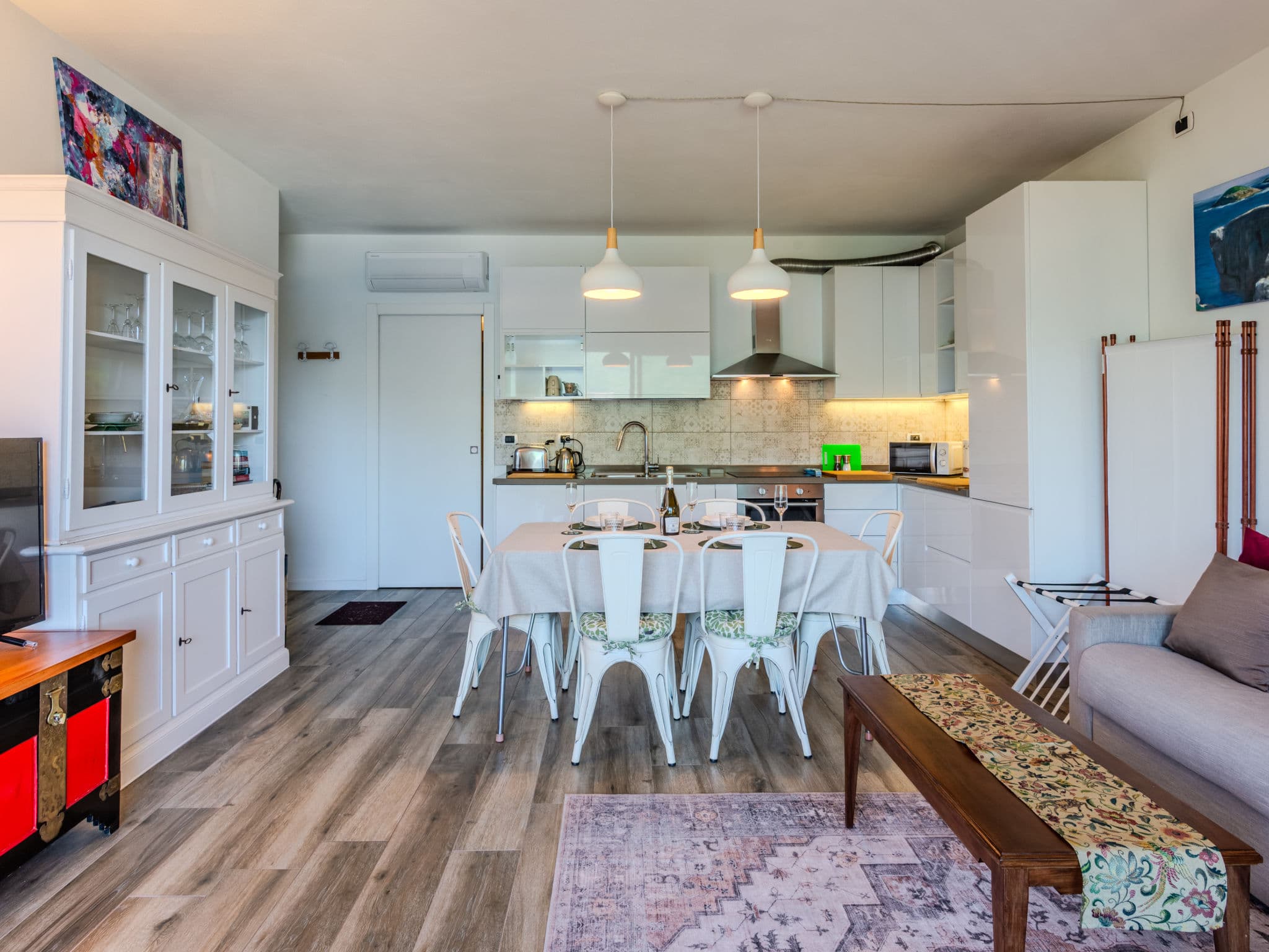 Kitchen / Dining Room
