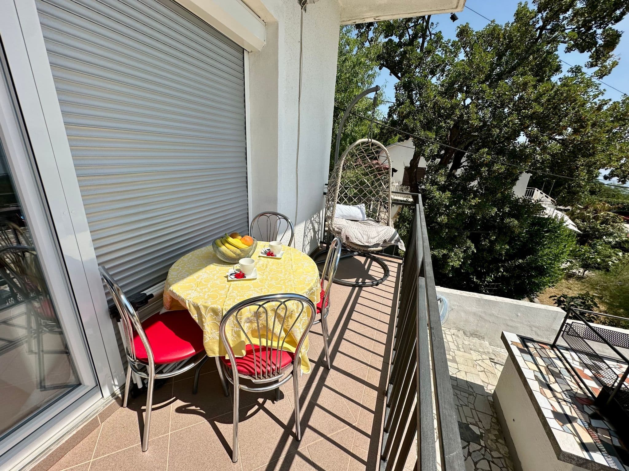 Gallery Image 48