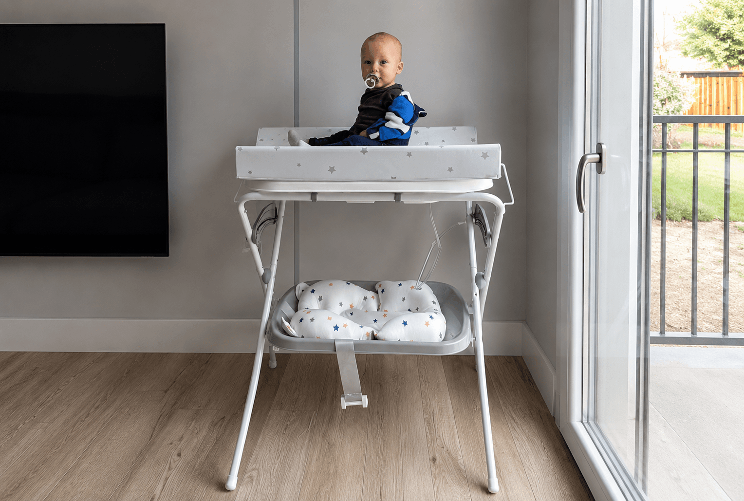 Rental12 olbia baby amenities changing table two levels