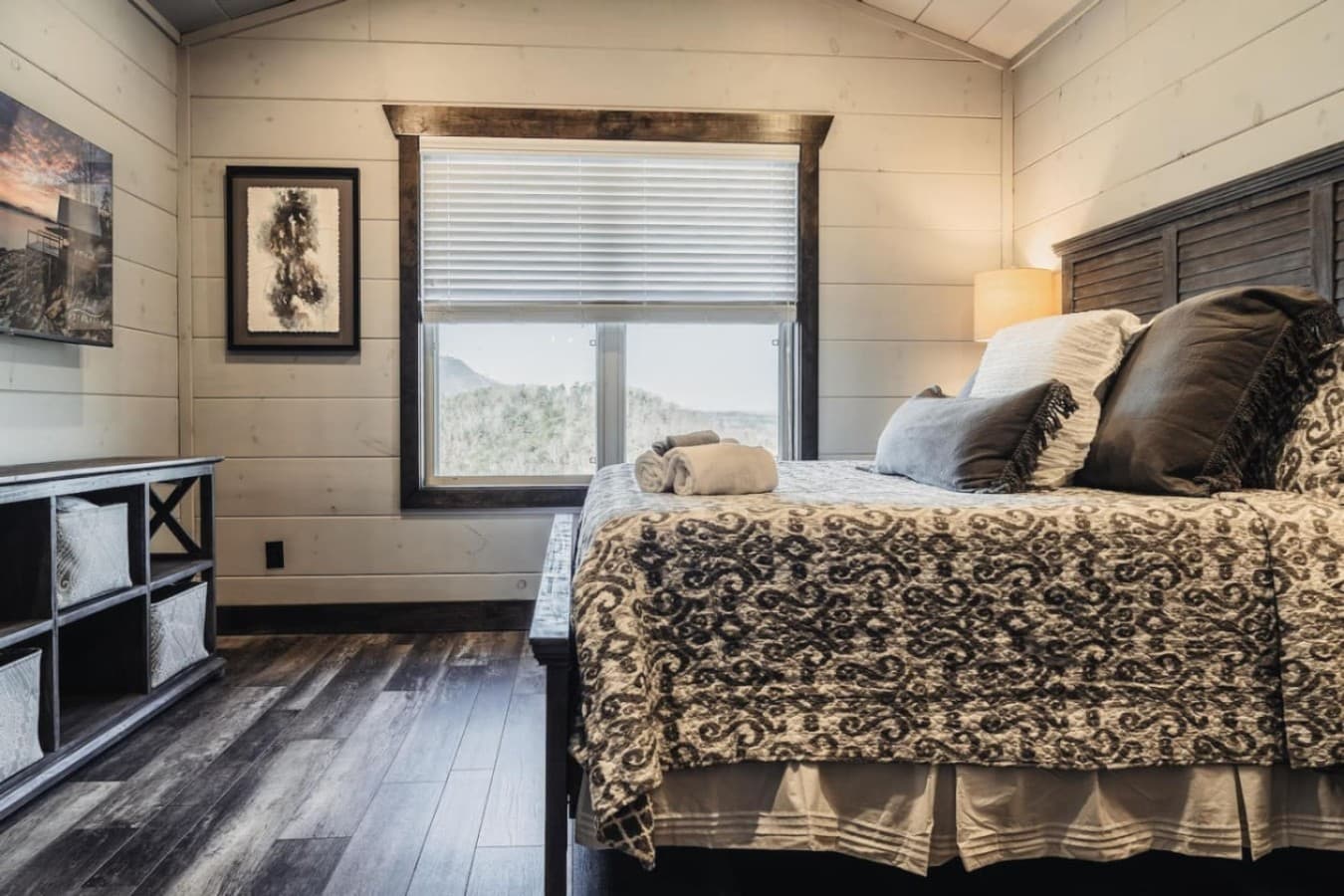 King Bedroom 3 (Upstairs)