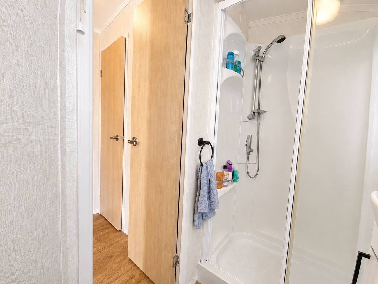 Gallery Image 13
