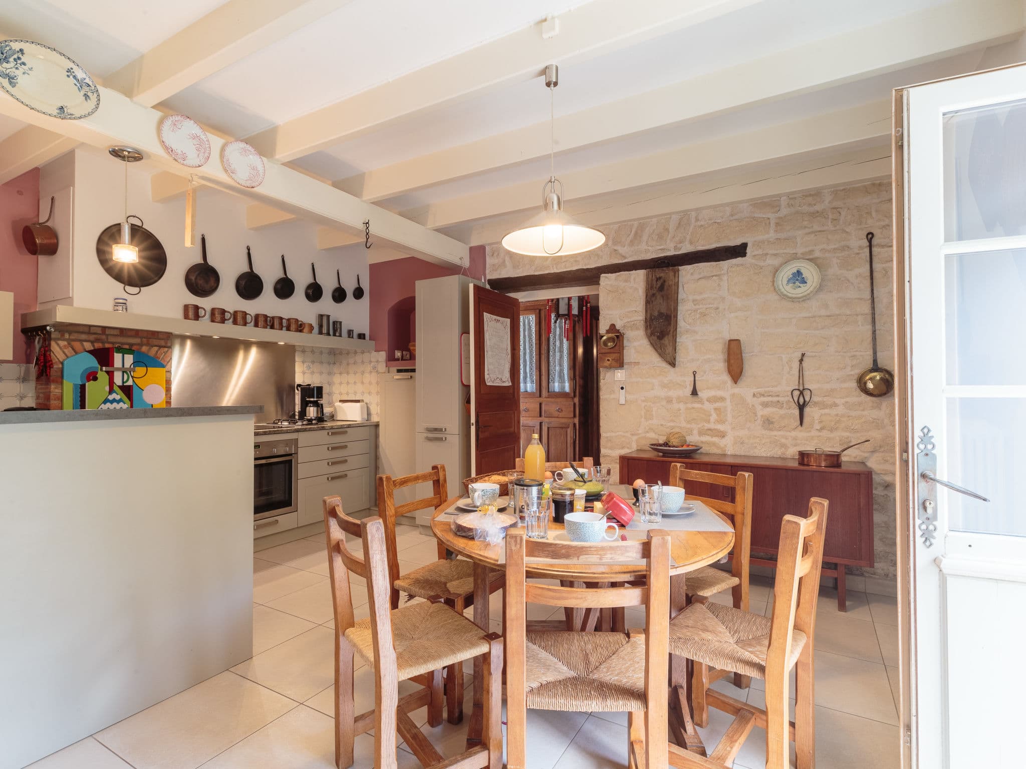 Kitchen / Dining Room