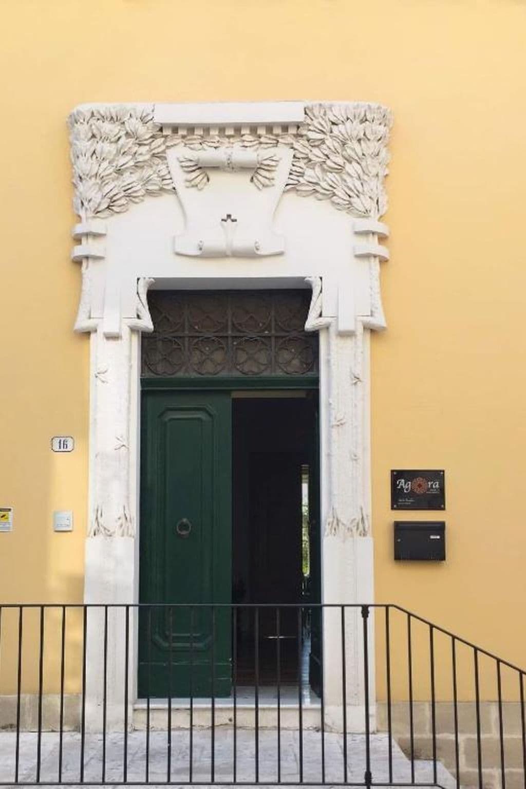 Gallery Image 16