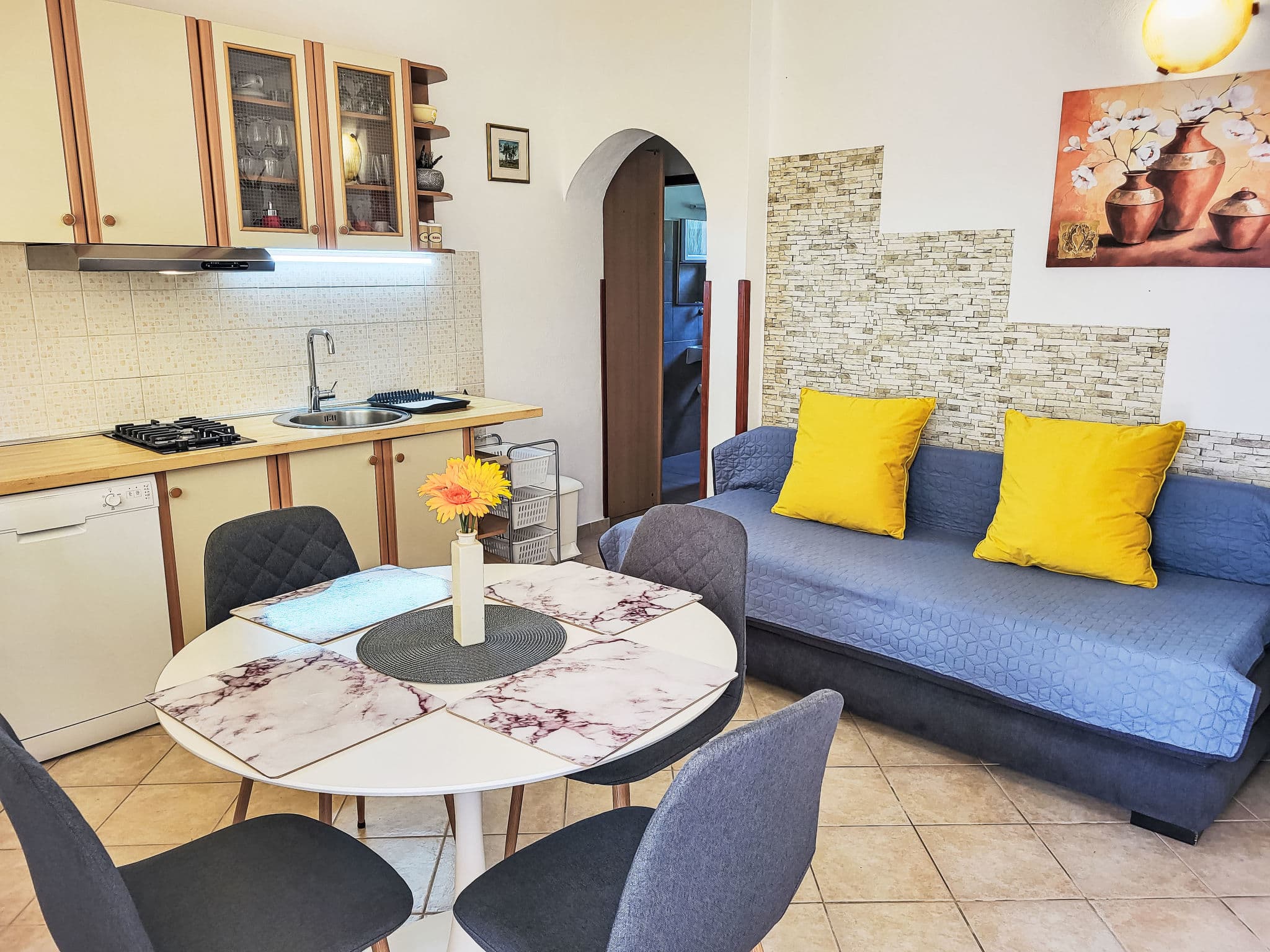 Kitchen / Dining Room