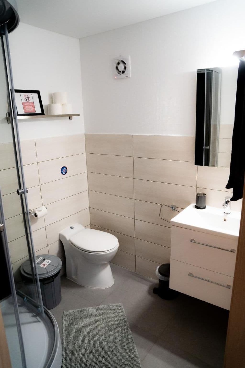 Bathroom / Wellness
