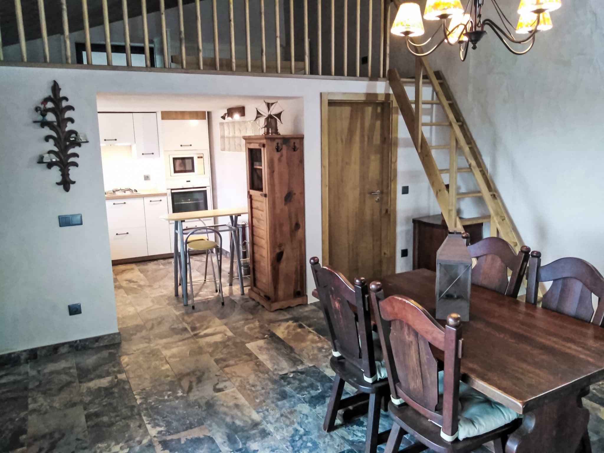 Kitchen / Dining Room