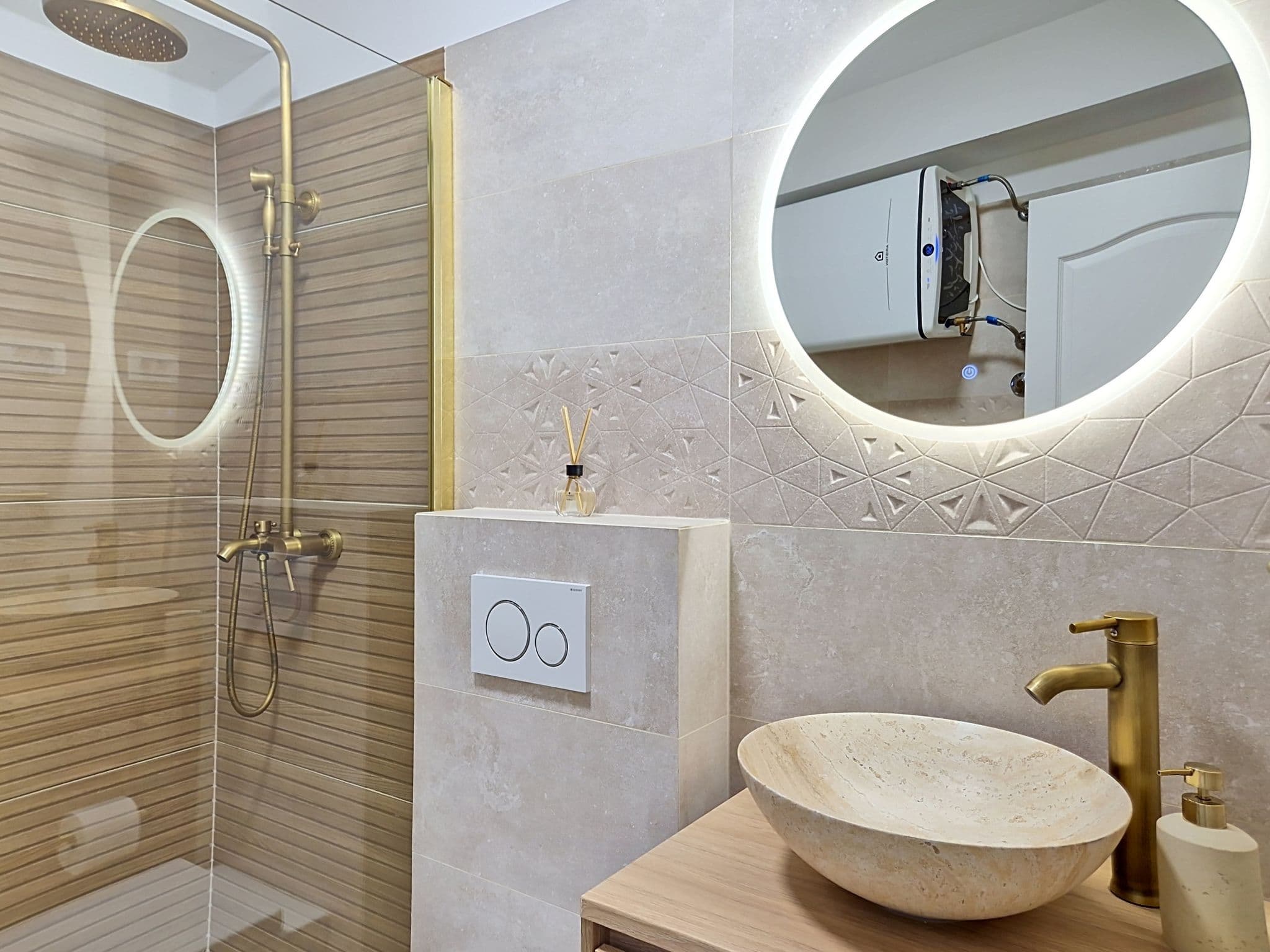 Bathroom / Wellness