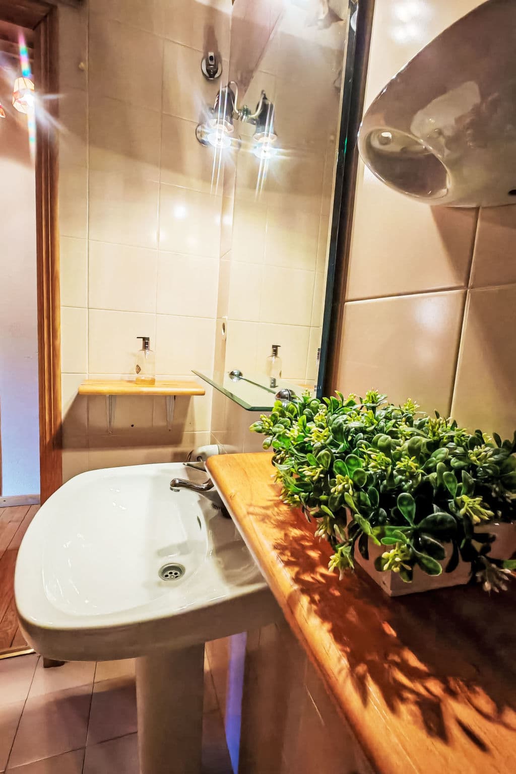 Bathroom / Wellness