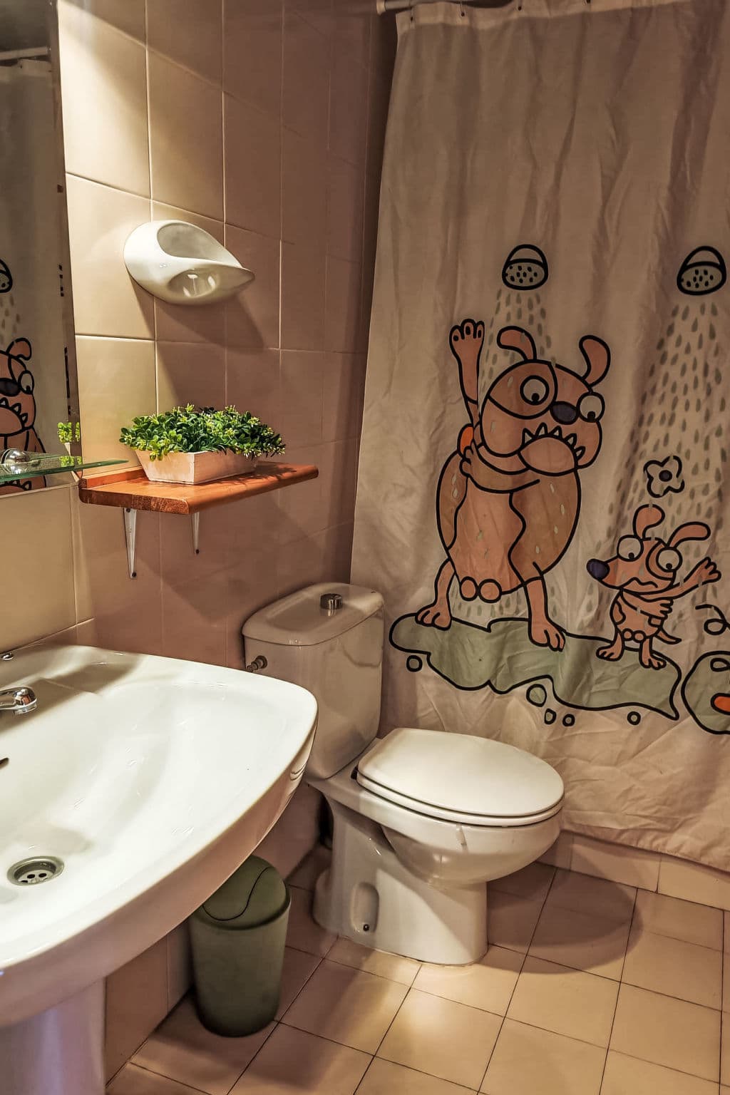 Bathroom / Wellness
