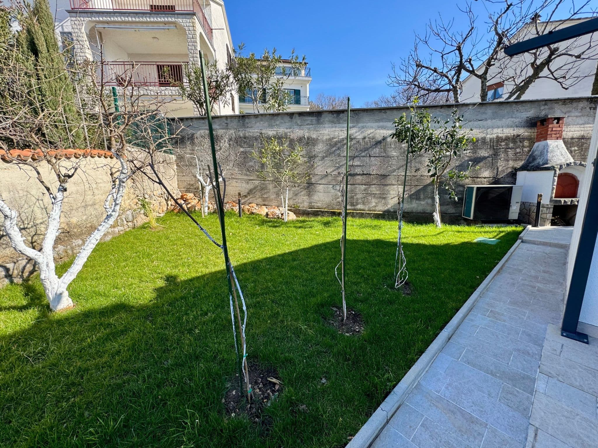 Gallery Image 18