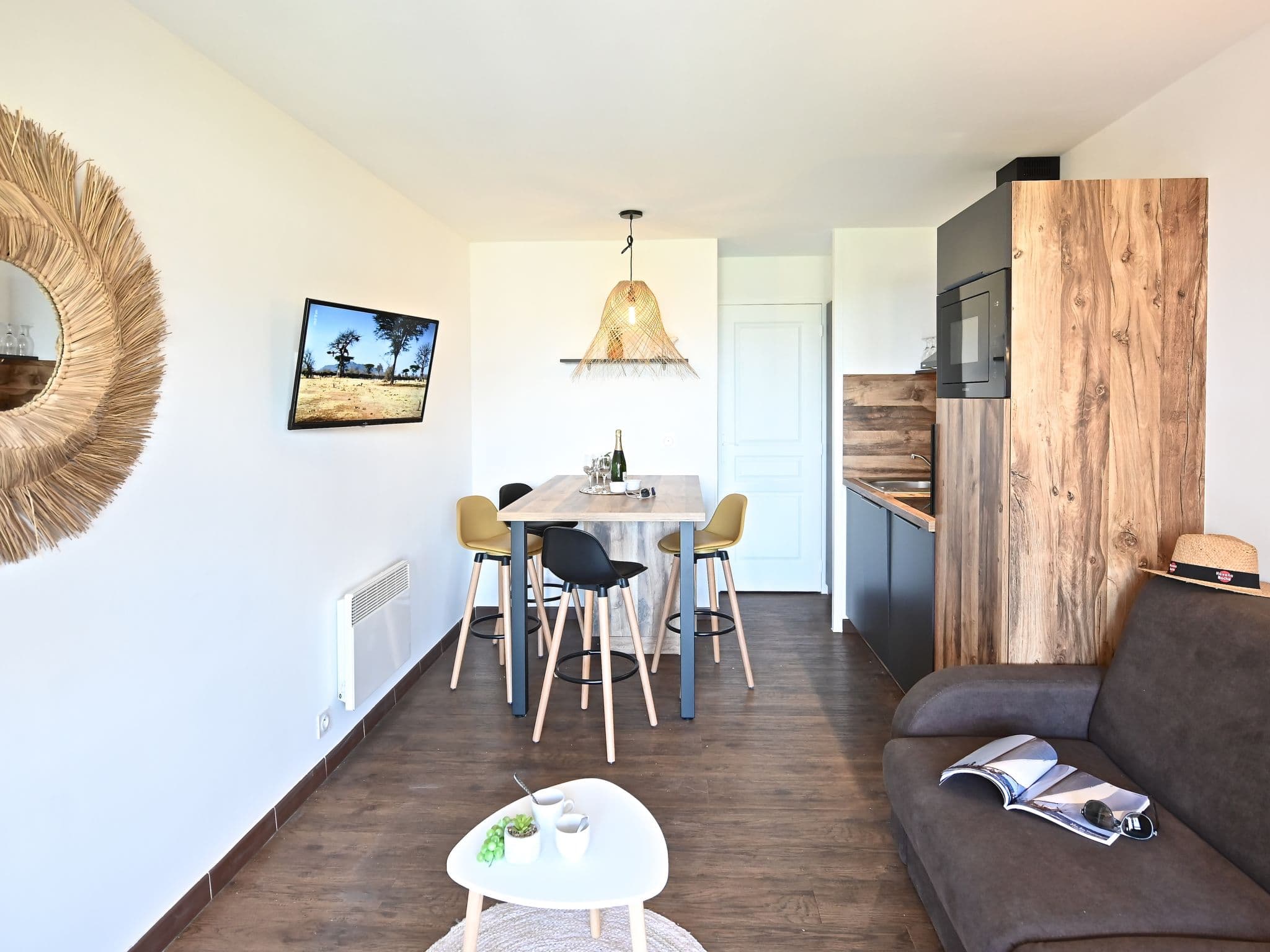 Kitchen / Dining Room