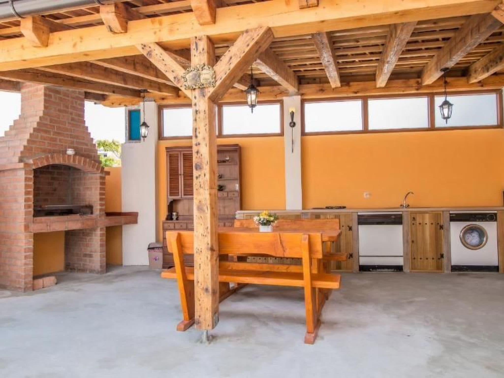 Gallery Image 9