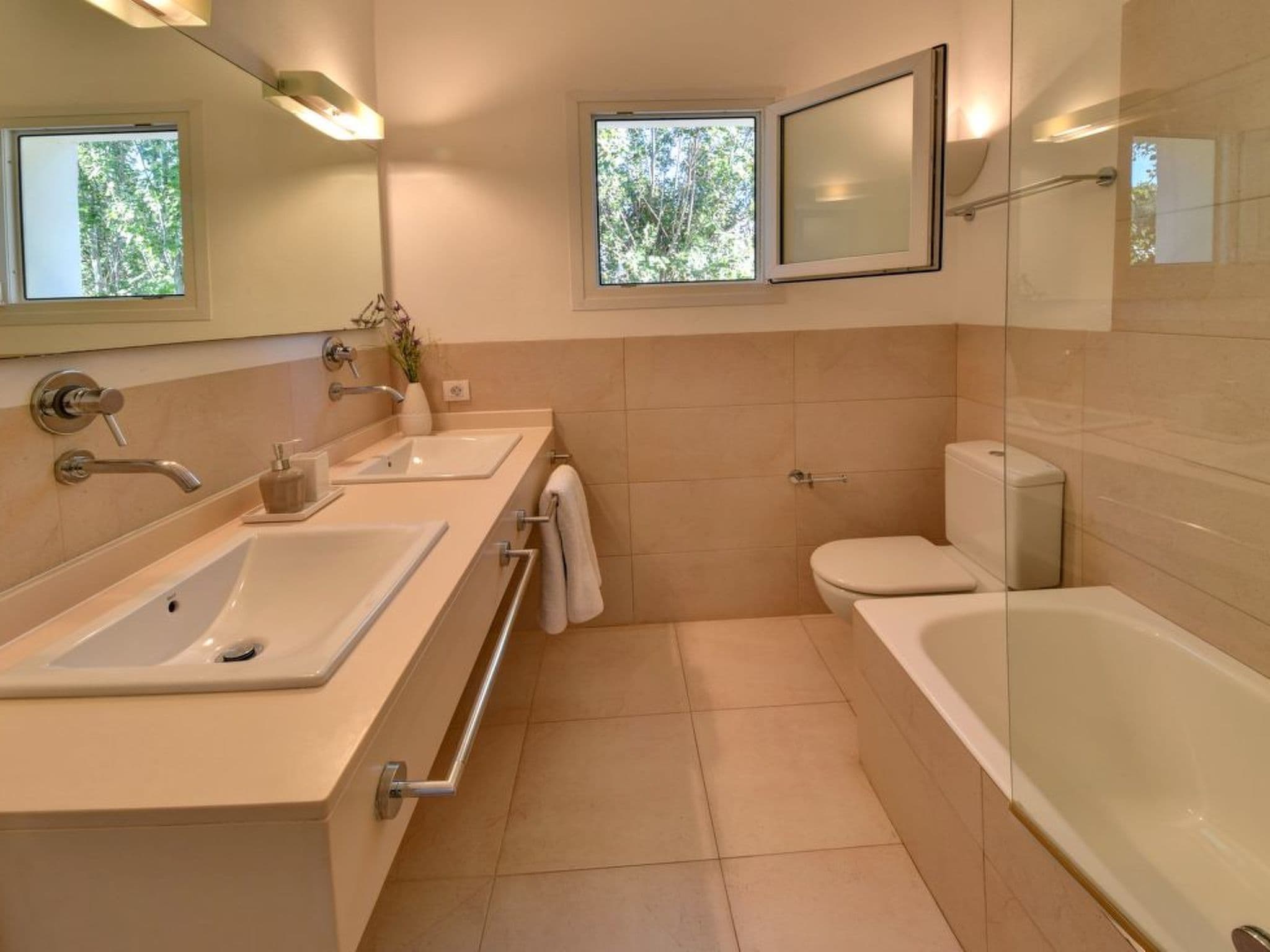 Bathroom / Wellness
