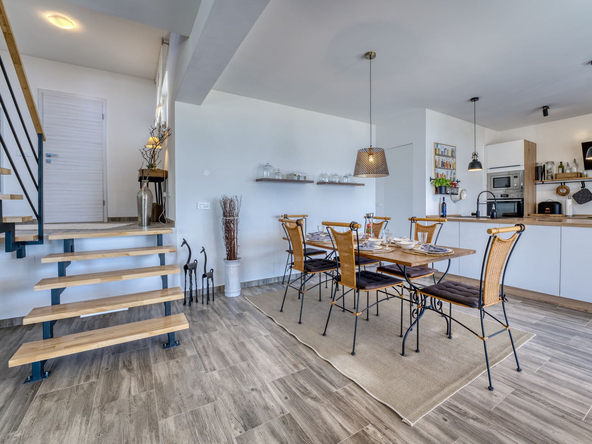 Kitchen / Dining Room