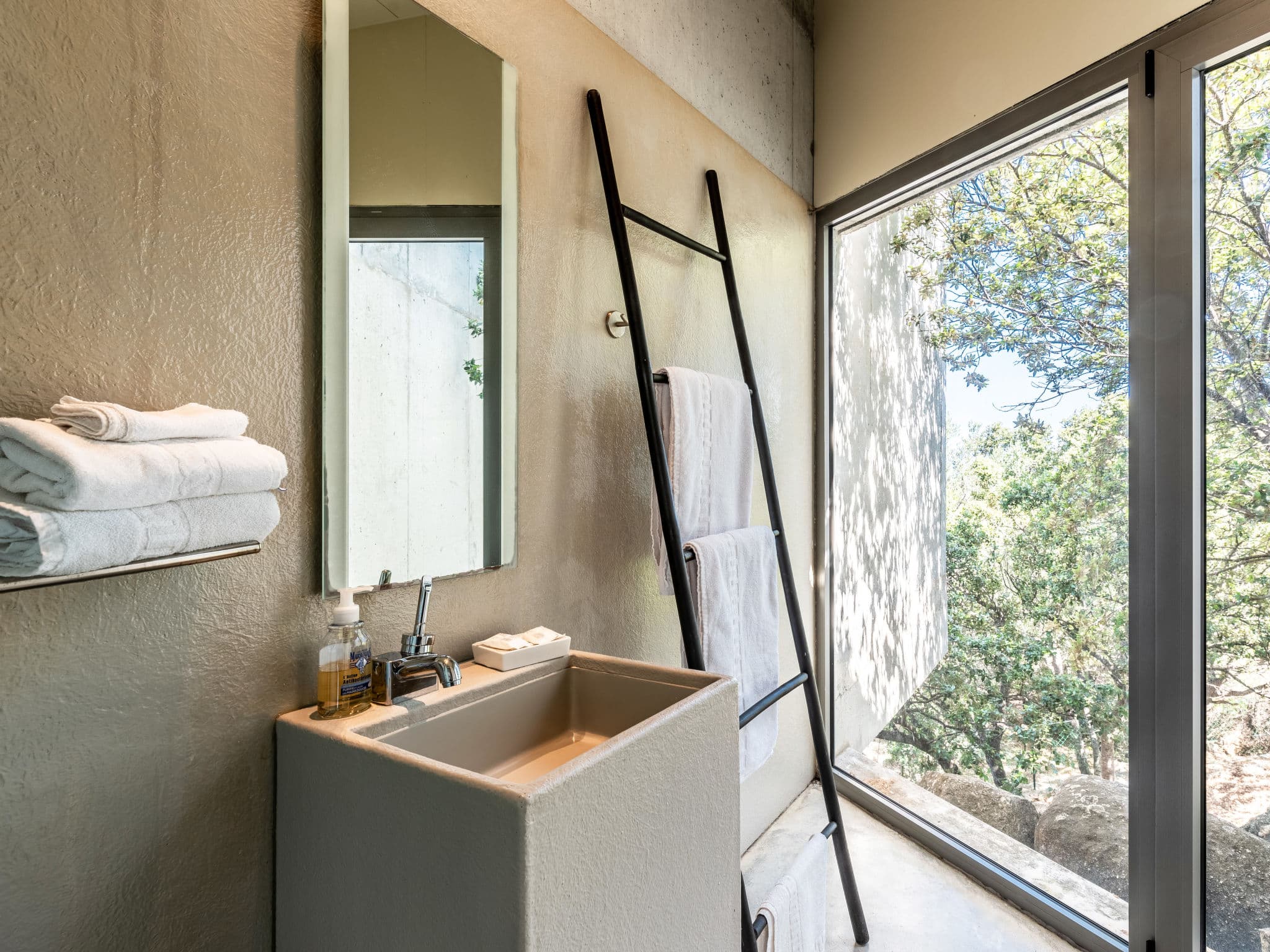 Bathroom / Wellness