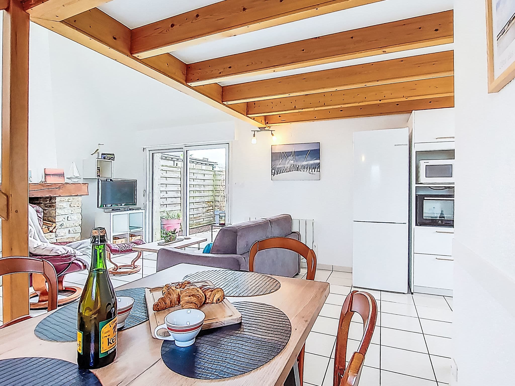 Kitchen / Dining Room