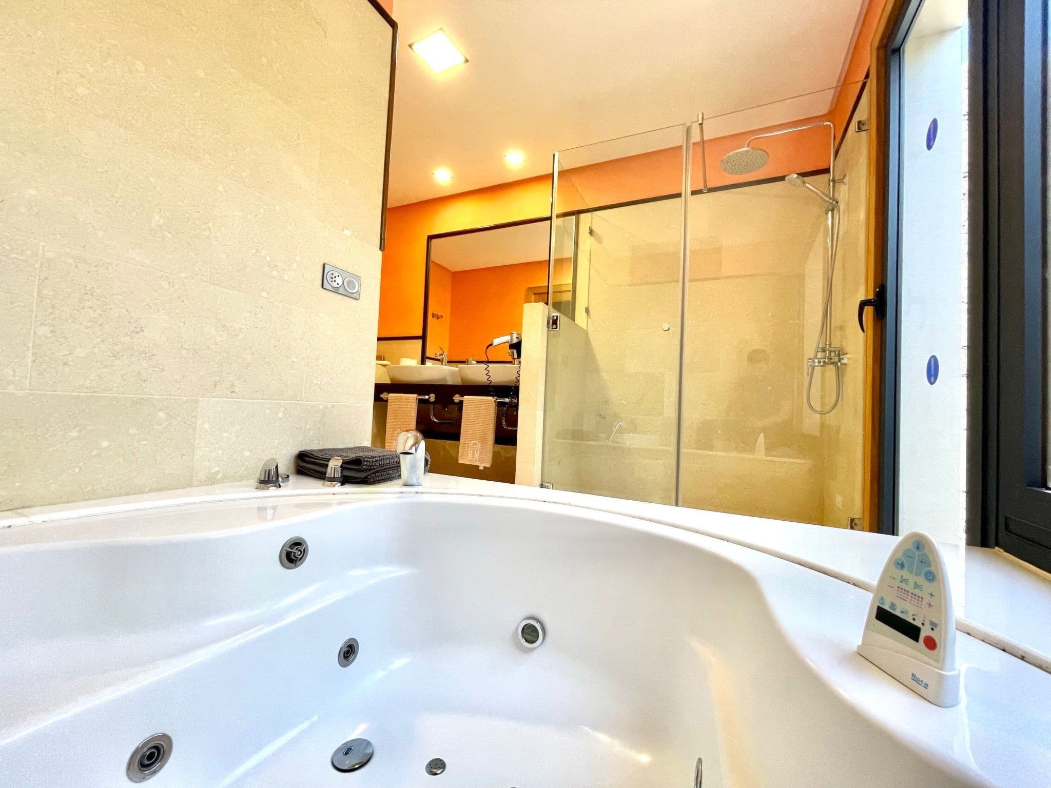 Gallery Image 21