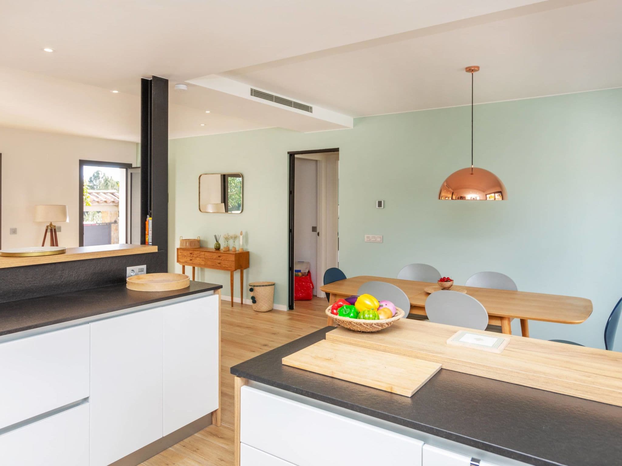 Kitchen / Dining Room