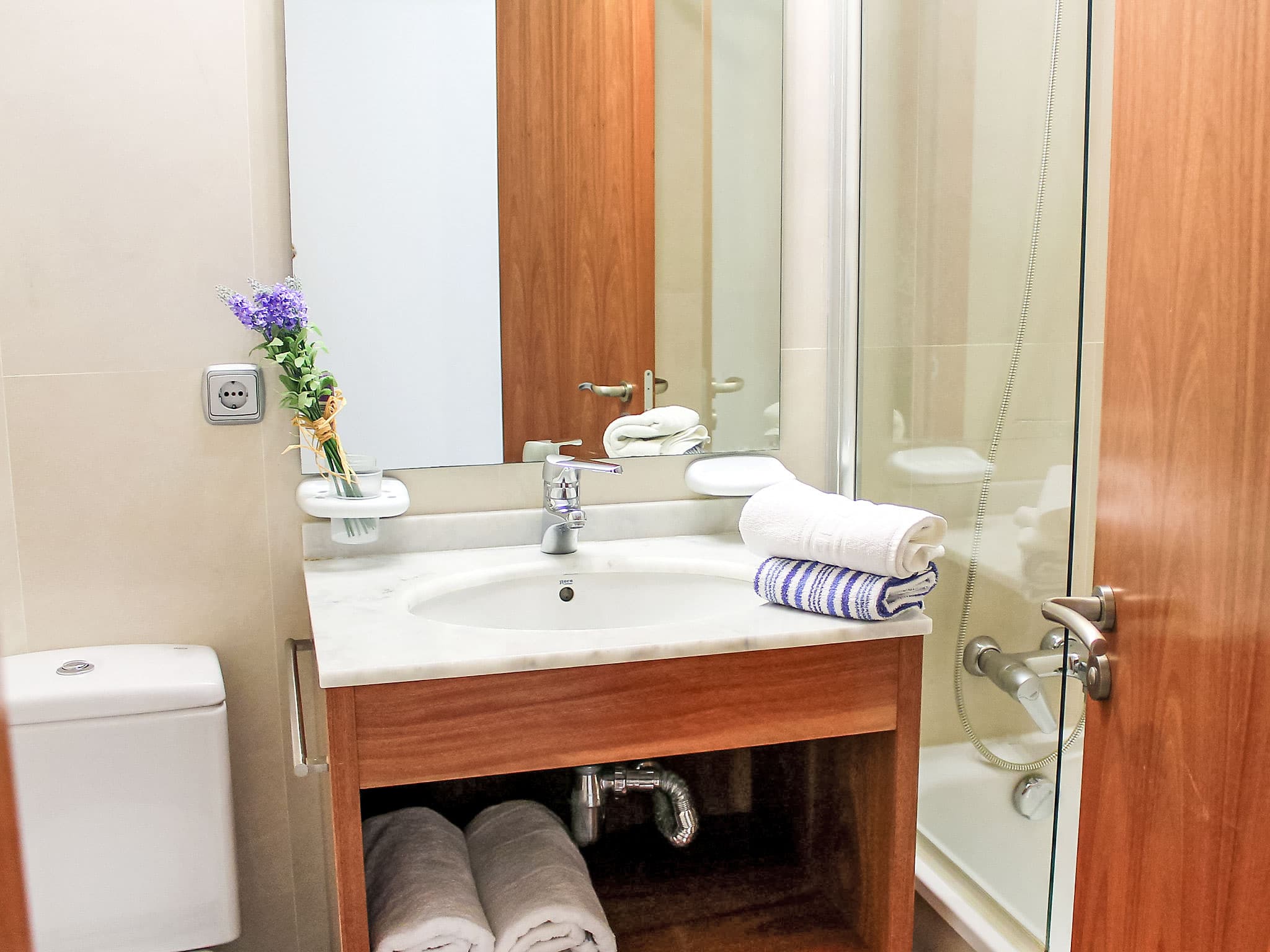 Bathroom / Wellness