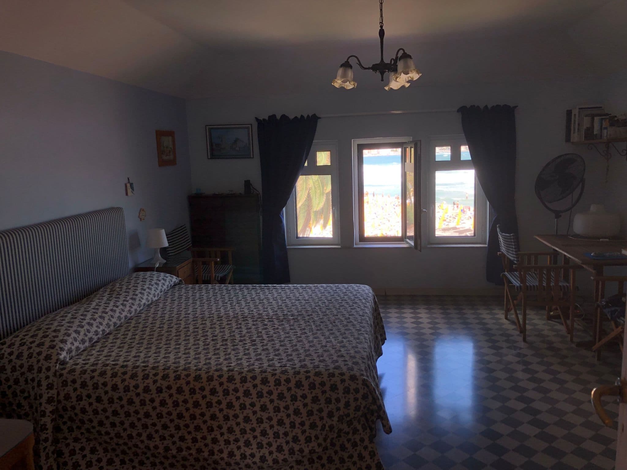 Gallery Image 16