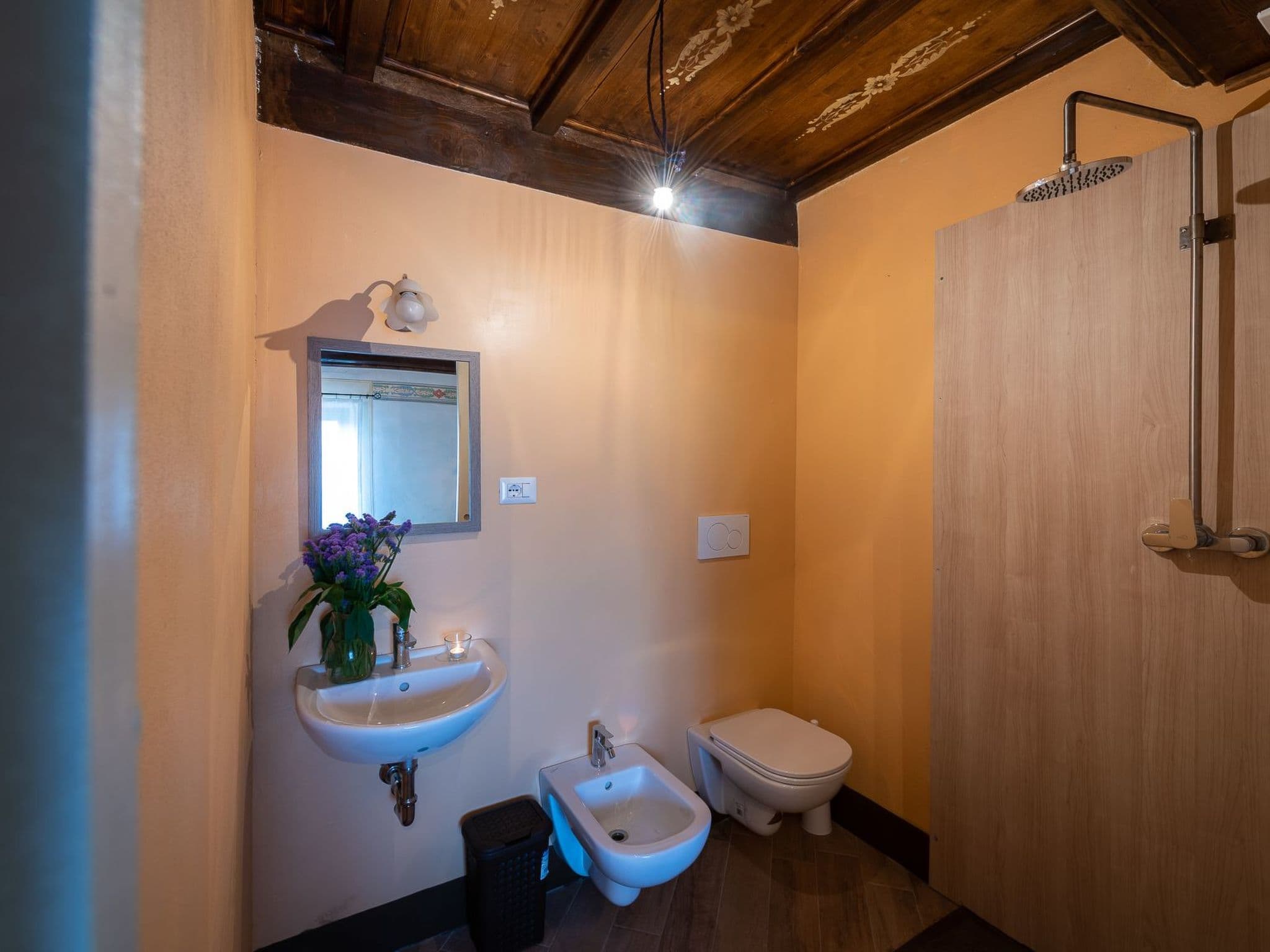 Gallery Image 15