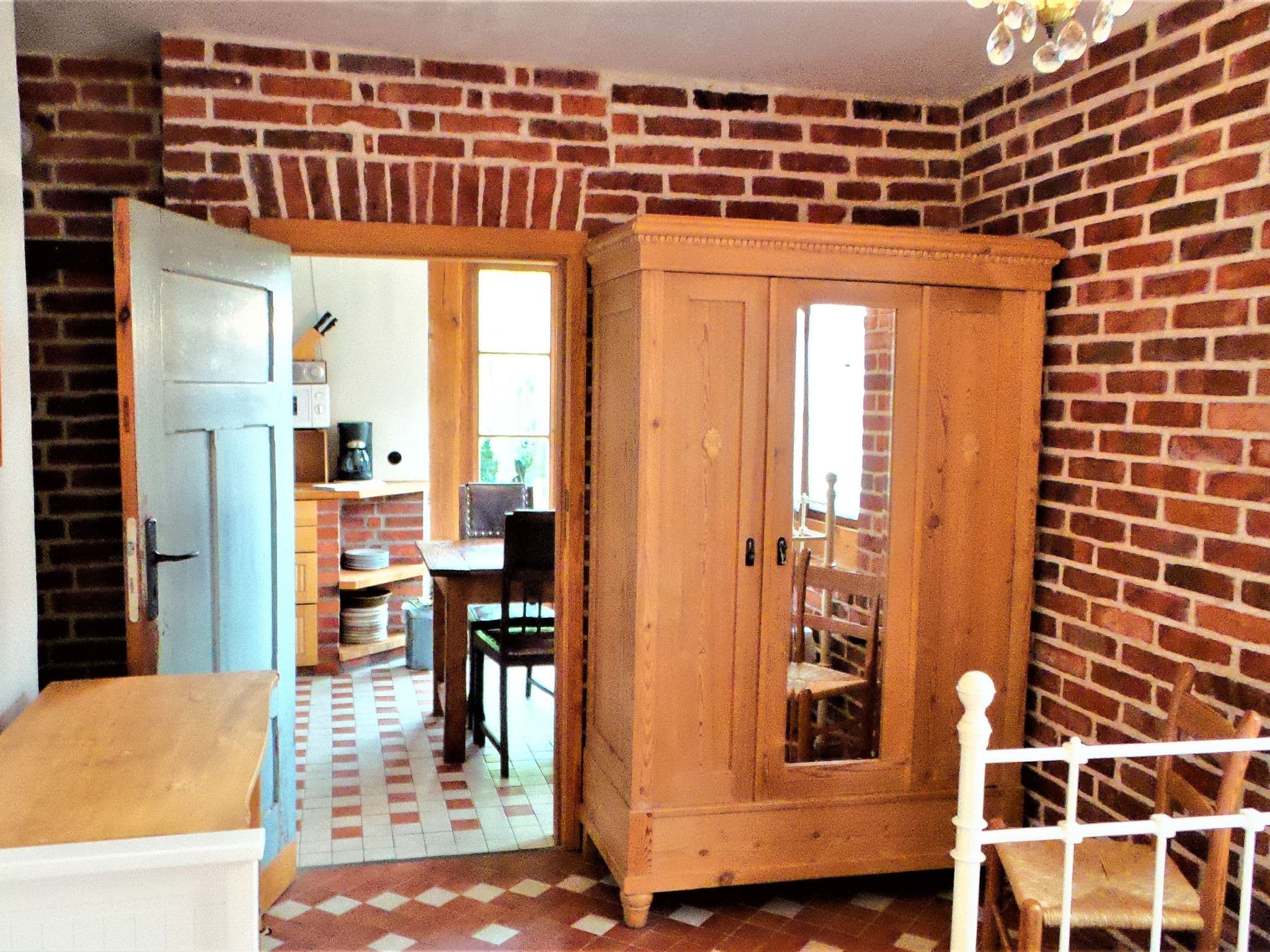 Gallery Image 14