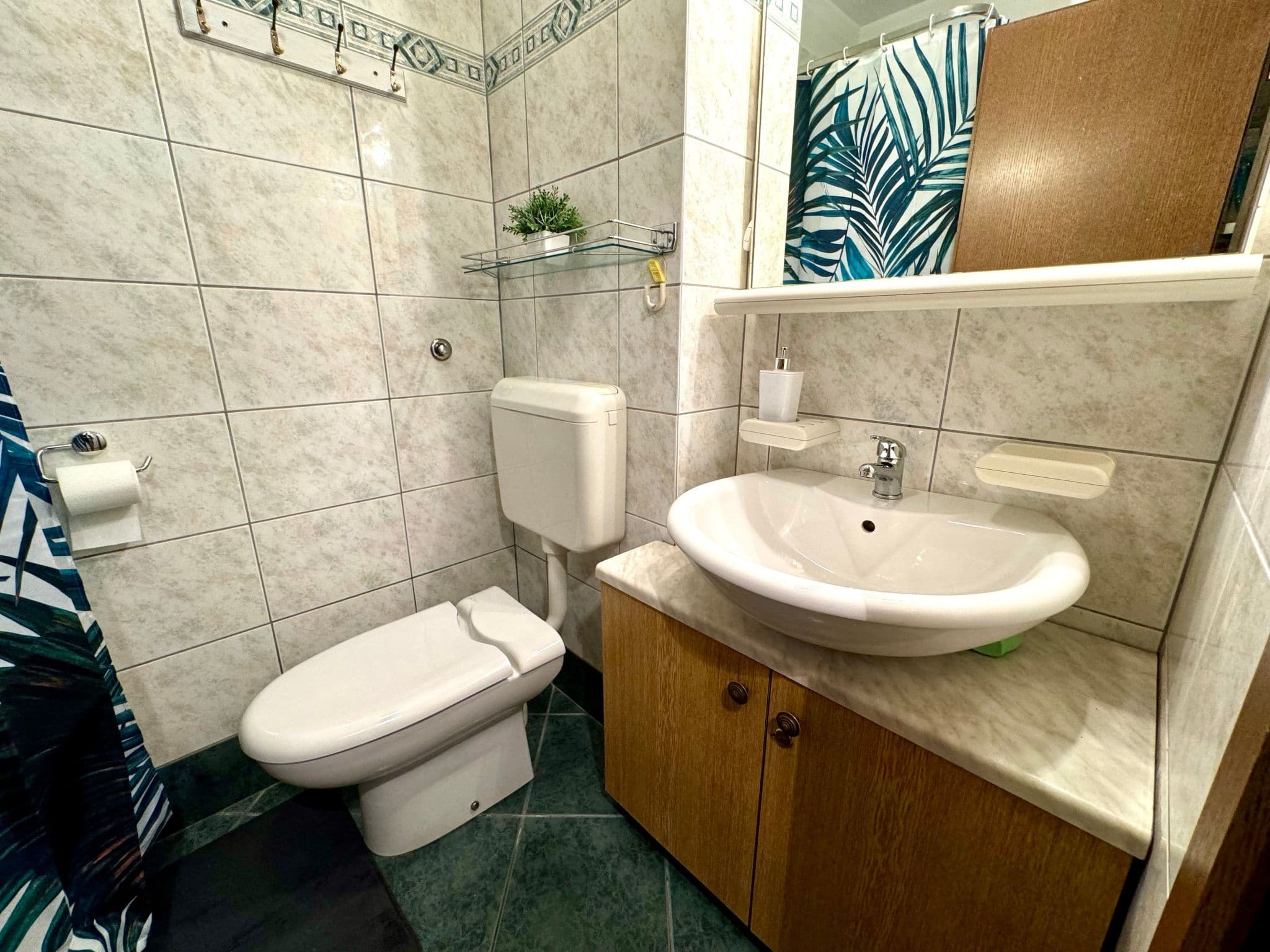 Gallery Image 15