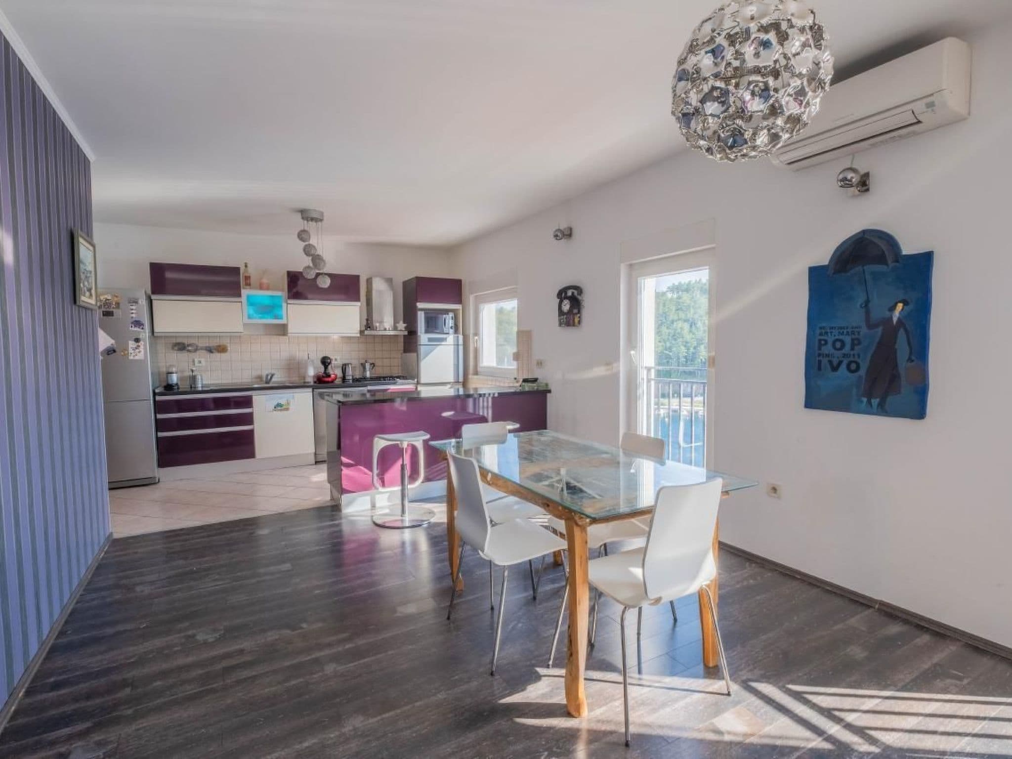 Kitchen / Dining Room