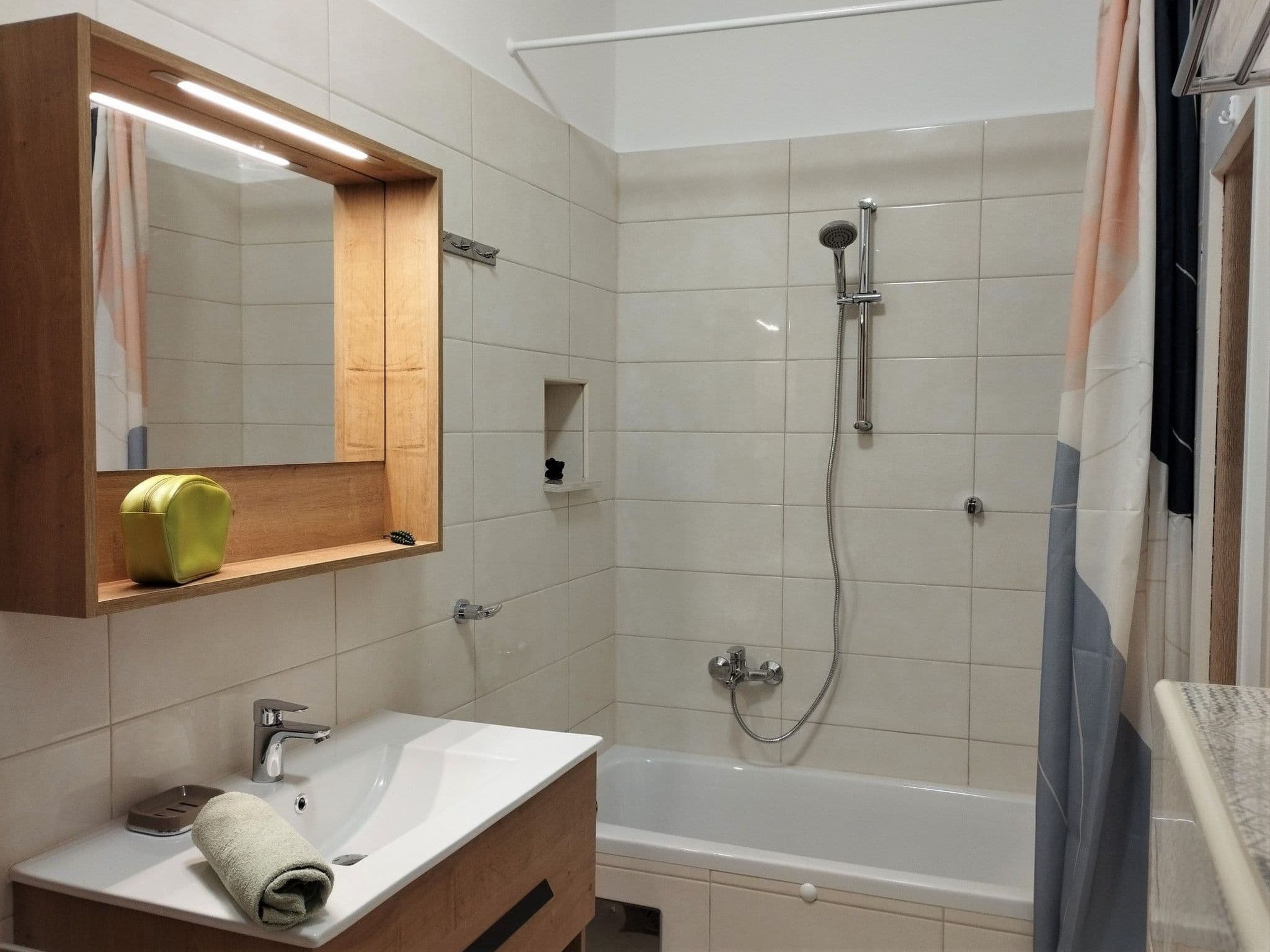 Gallery Image 13