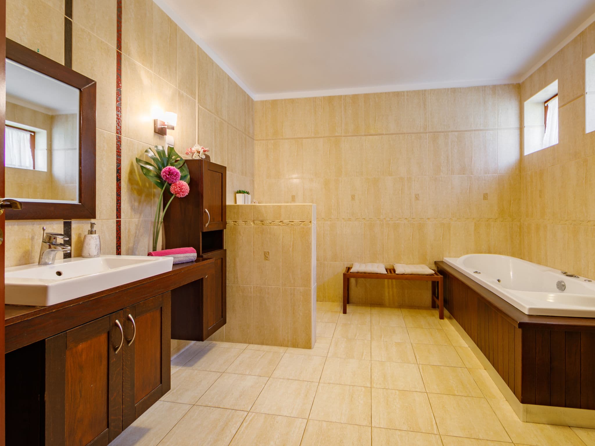 Bathroom / Wellness